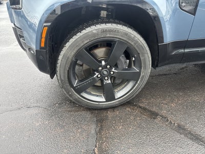 2024 Land Rover Defender X-Dynamic SE