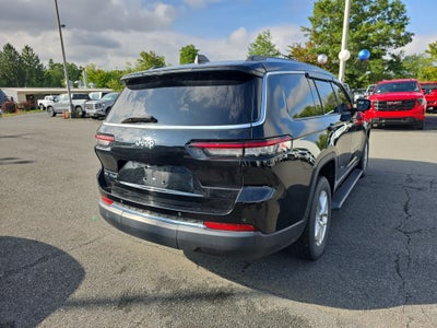 2022 Jeep Grand Cherokee L Laredo