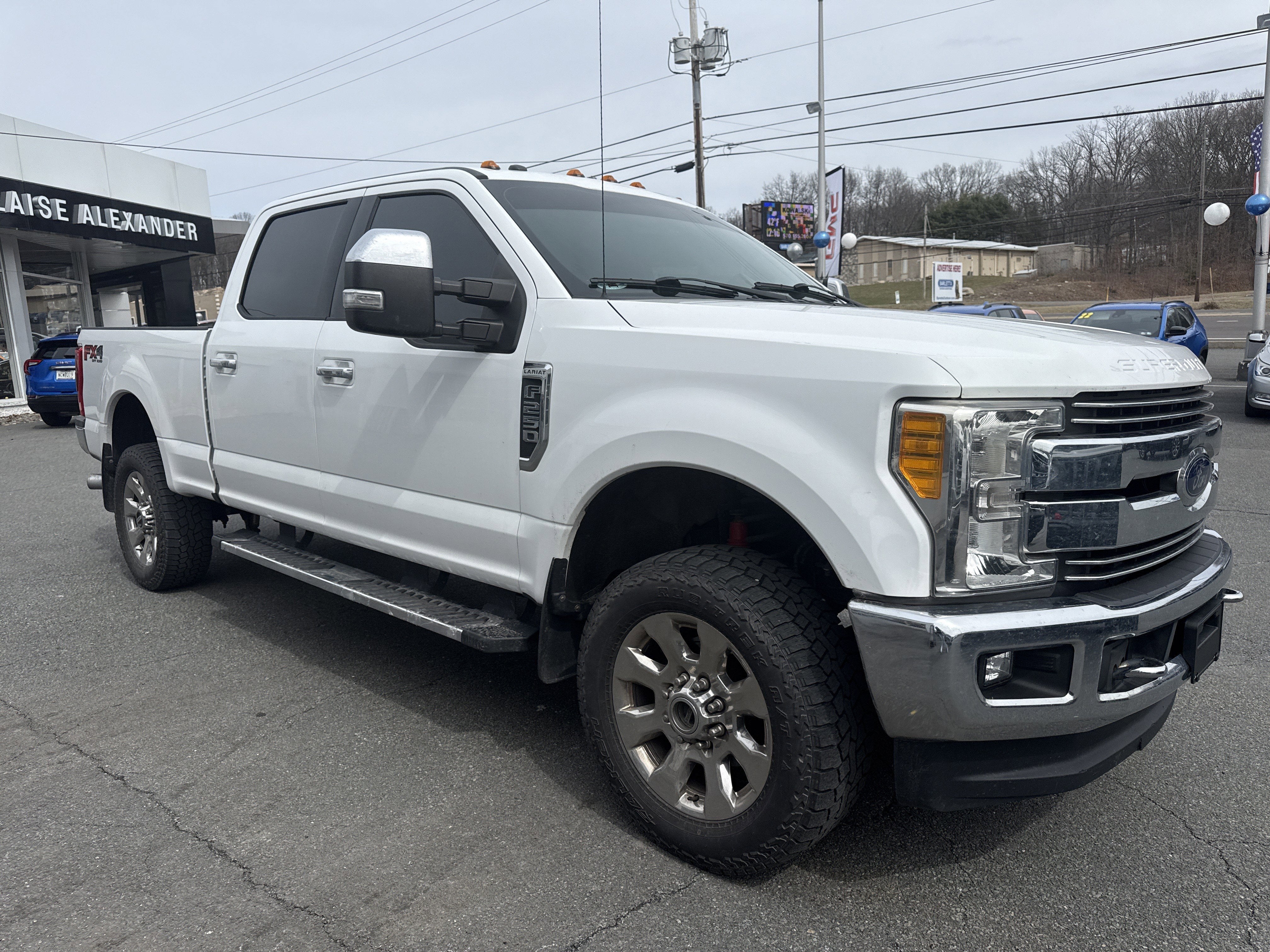 2017 Ford Super Duty F-250 SRW Lariat