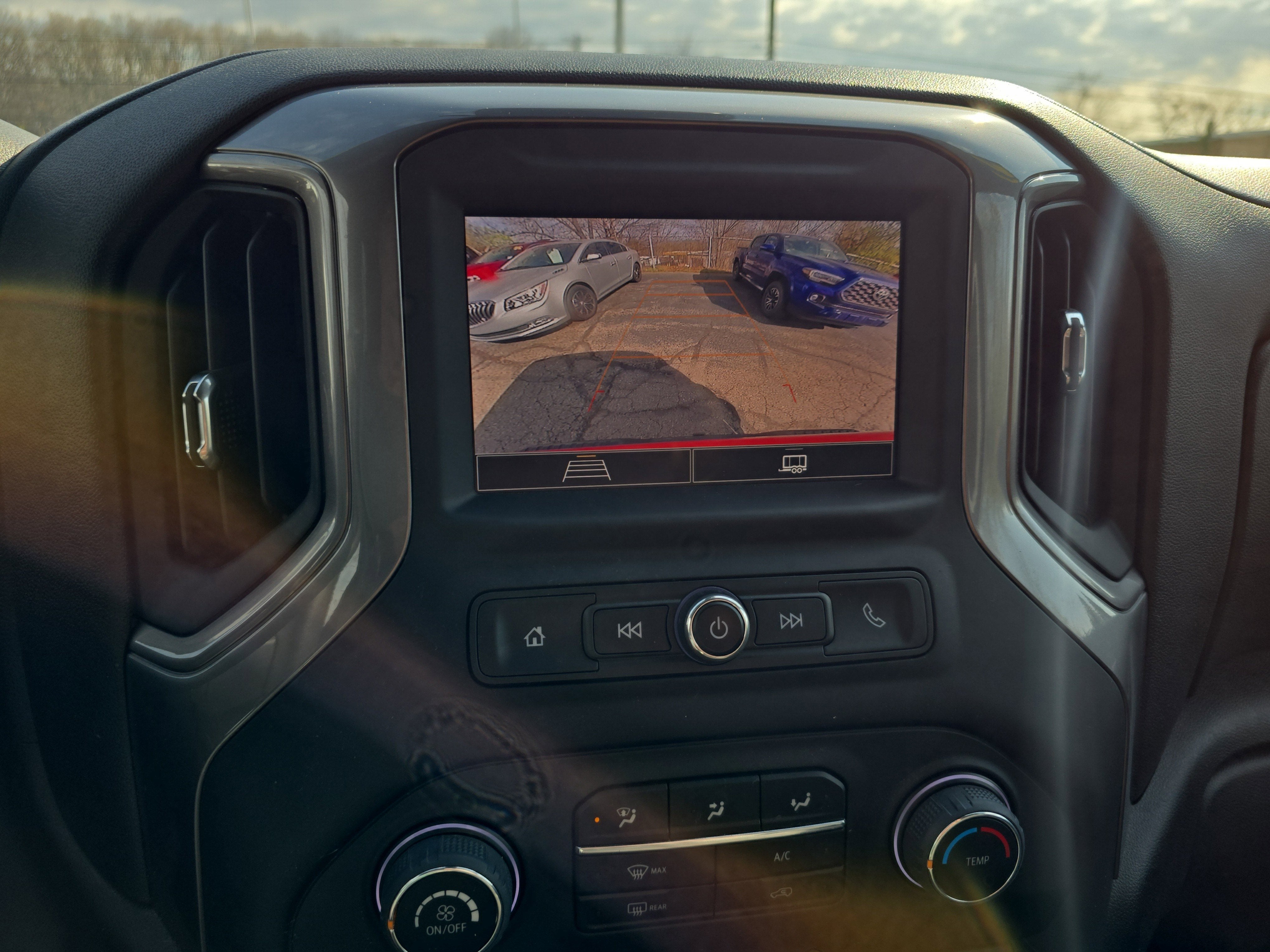 2022 Chevrolet Silverado 1500 WT