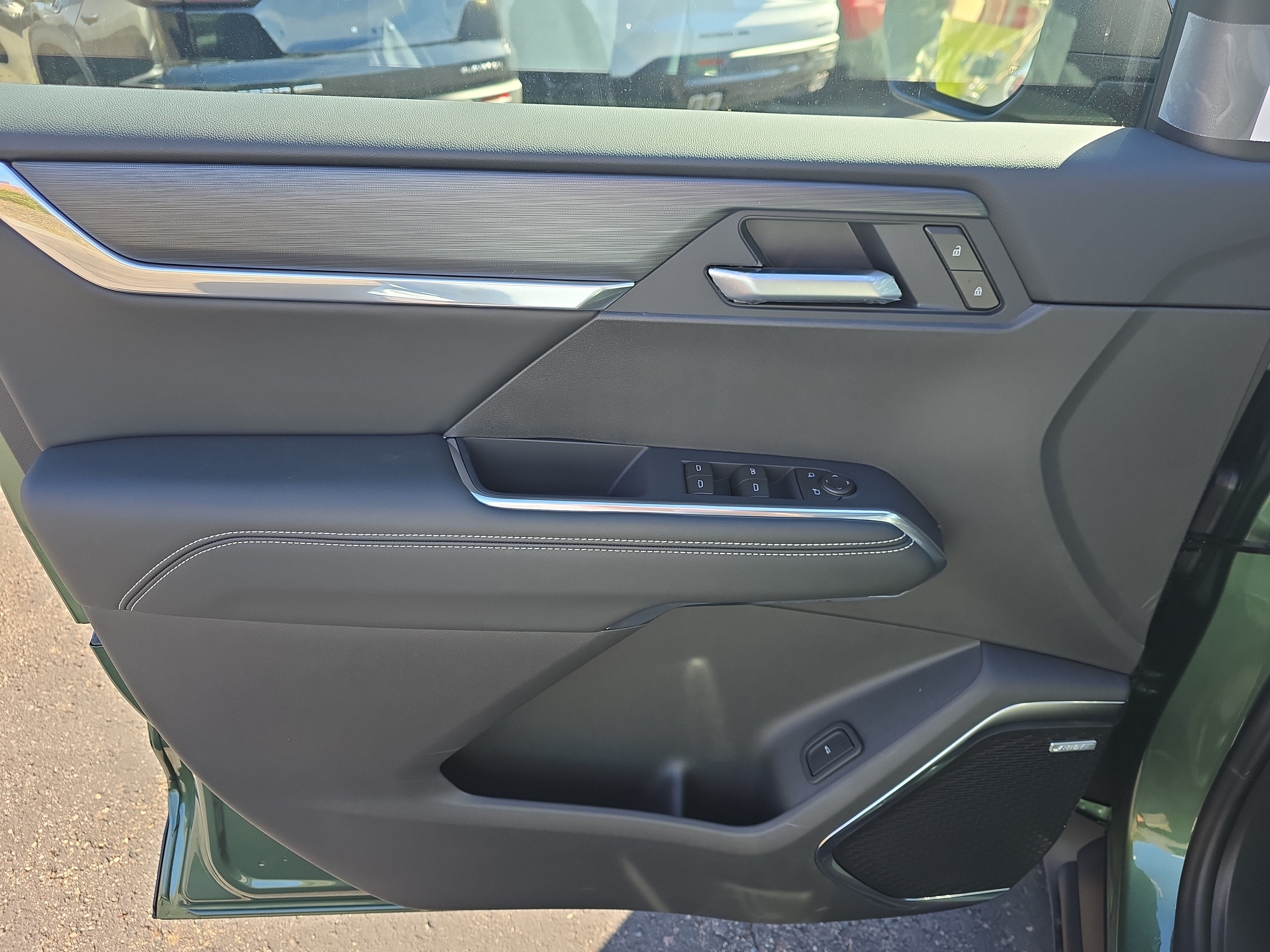 2027 GMC Acadia Elevation