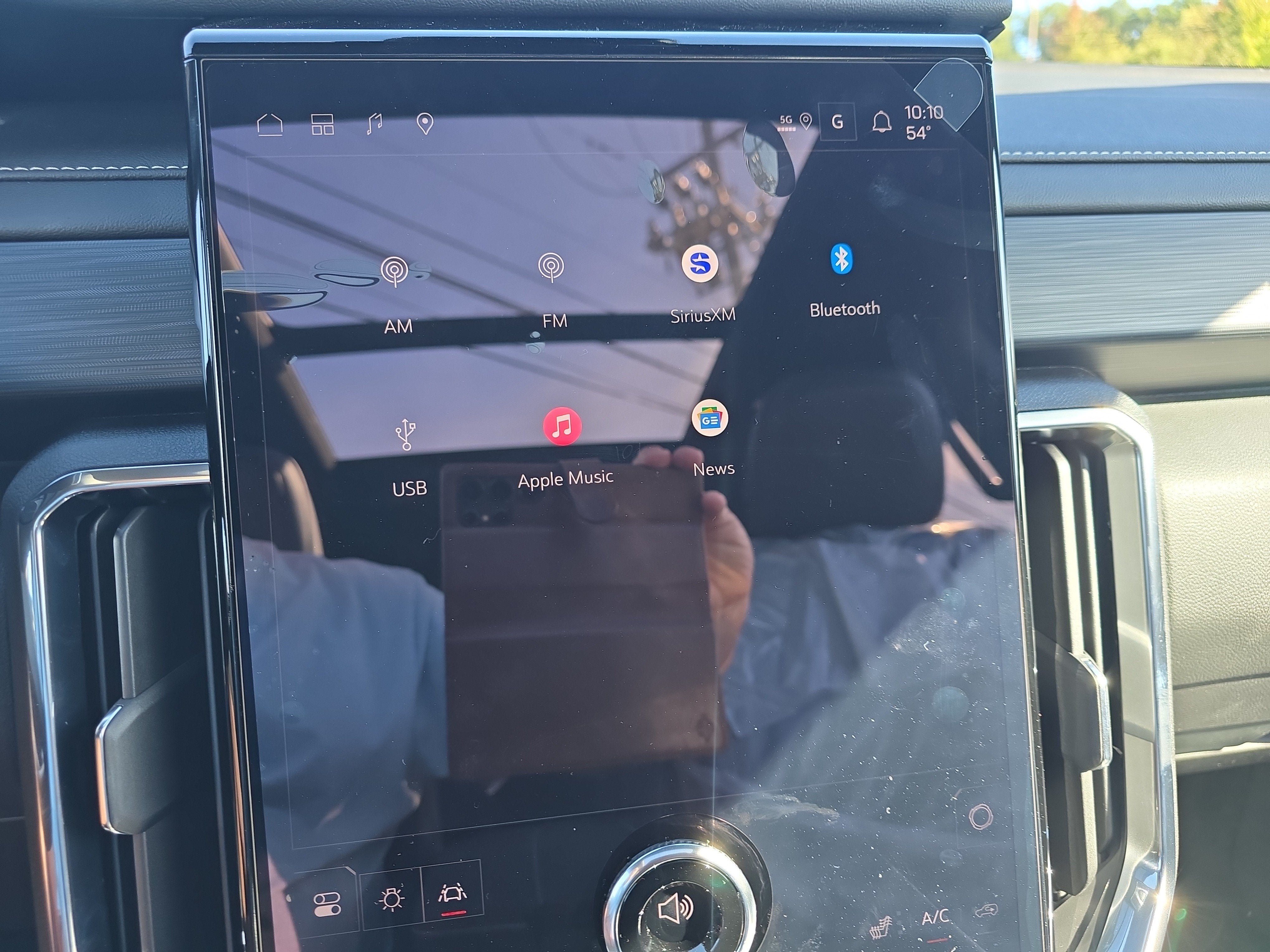 2027 GMC Acadia Elevation