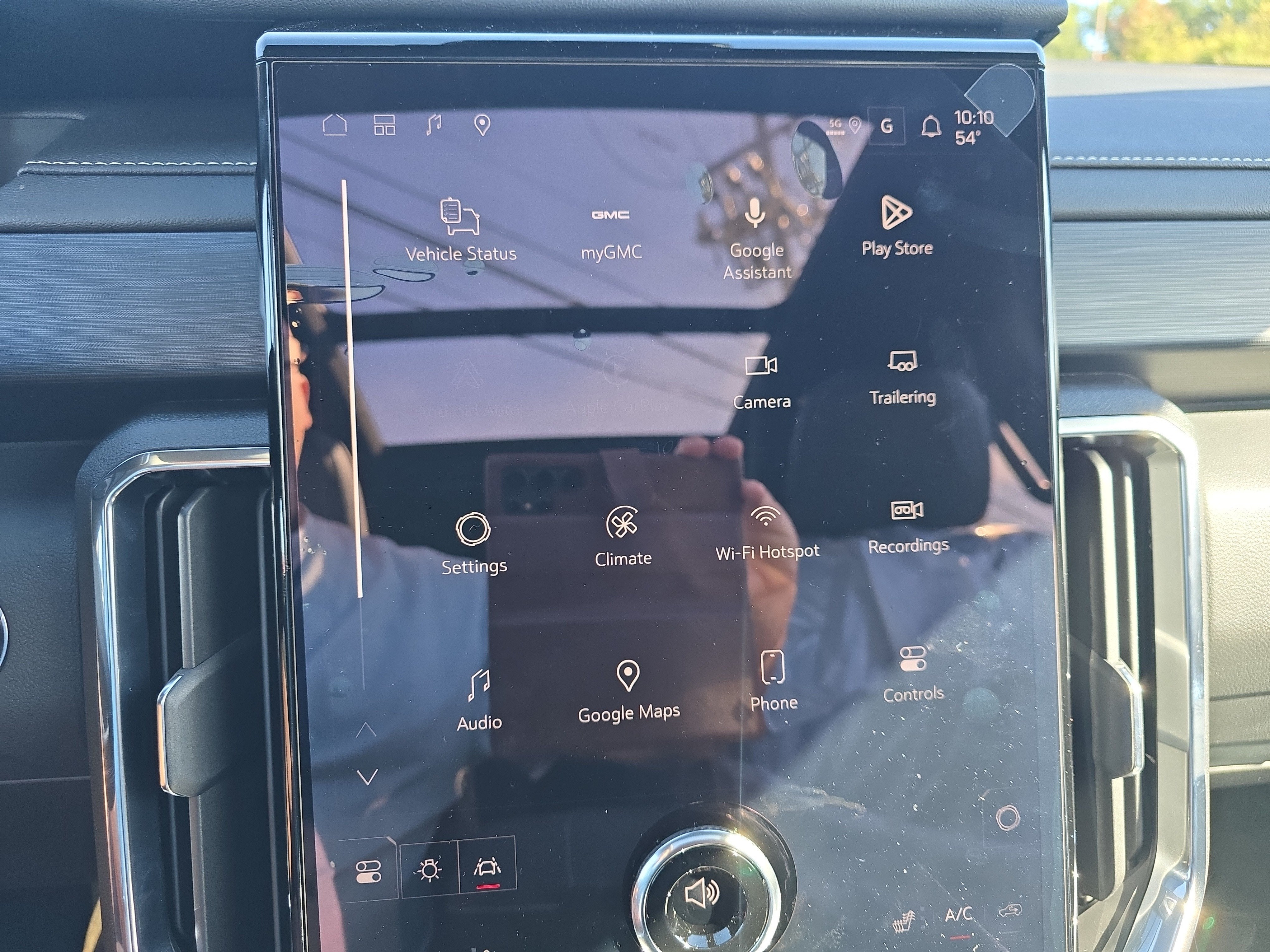 2027 GMC Acadia Elevation