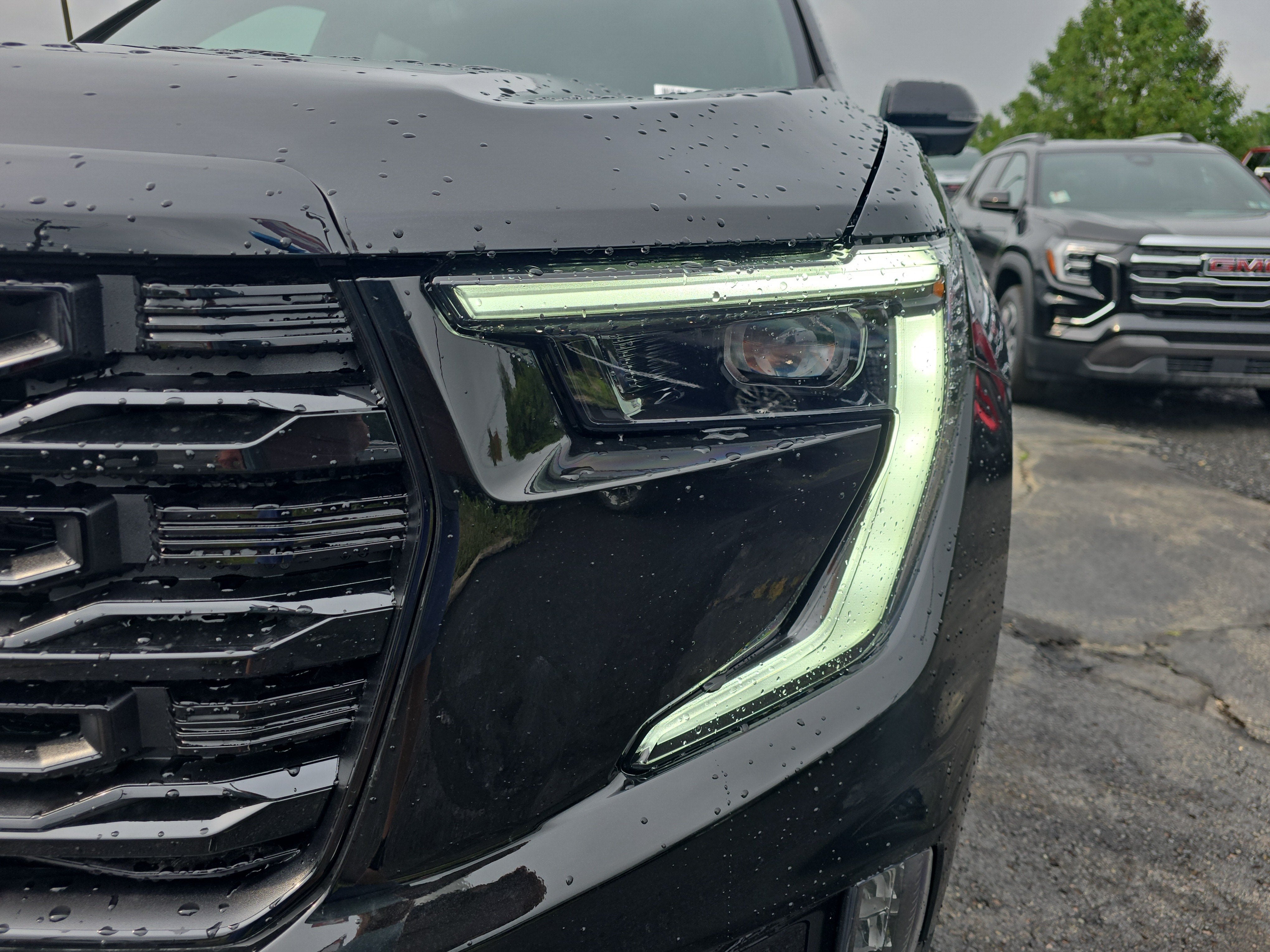 2027 GMC Acadia Elevation