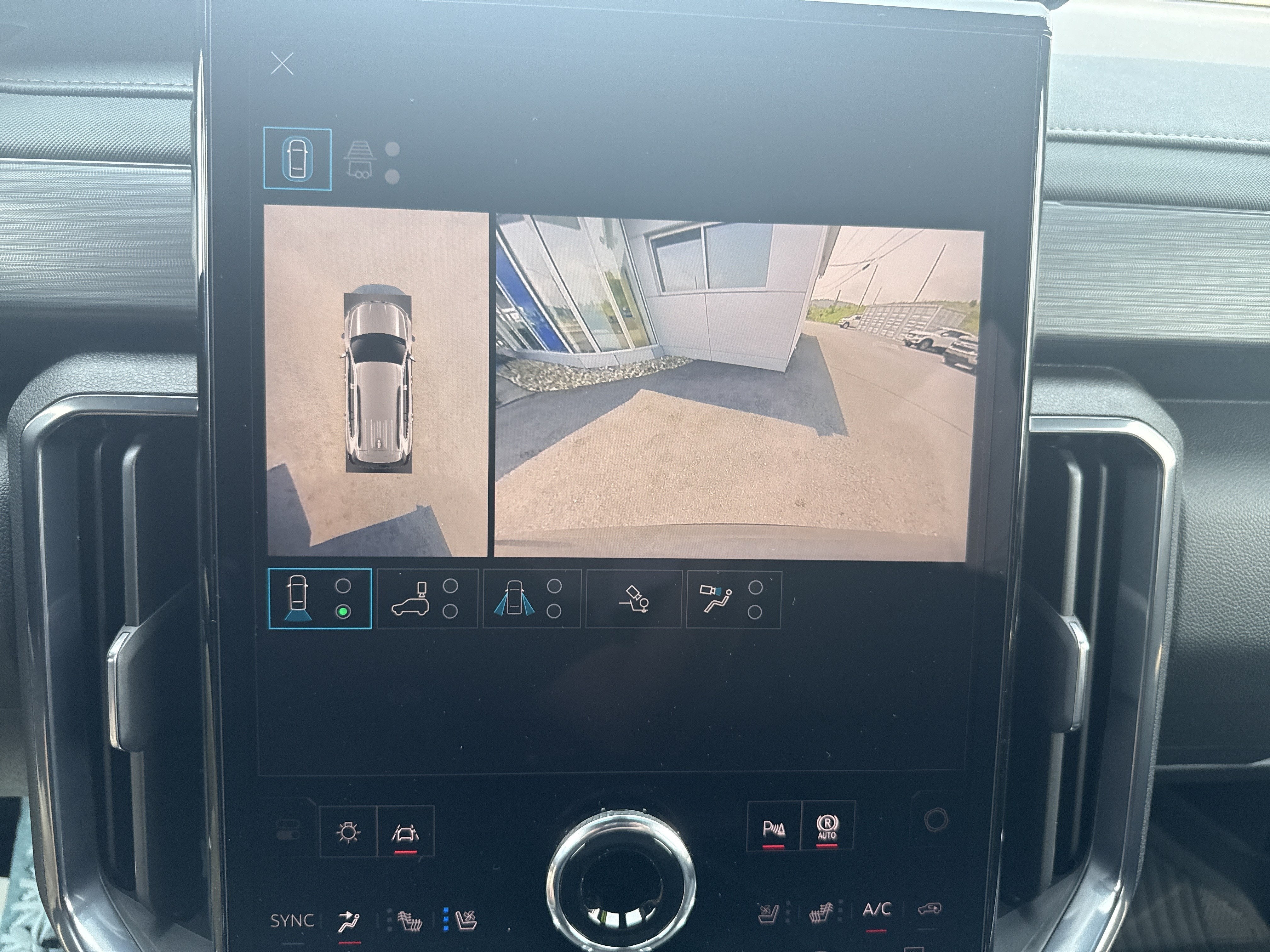 2027 GMC Acadia AT4