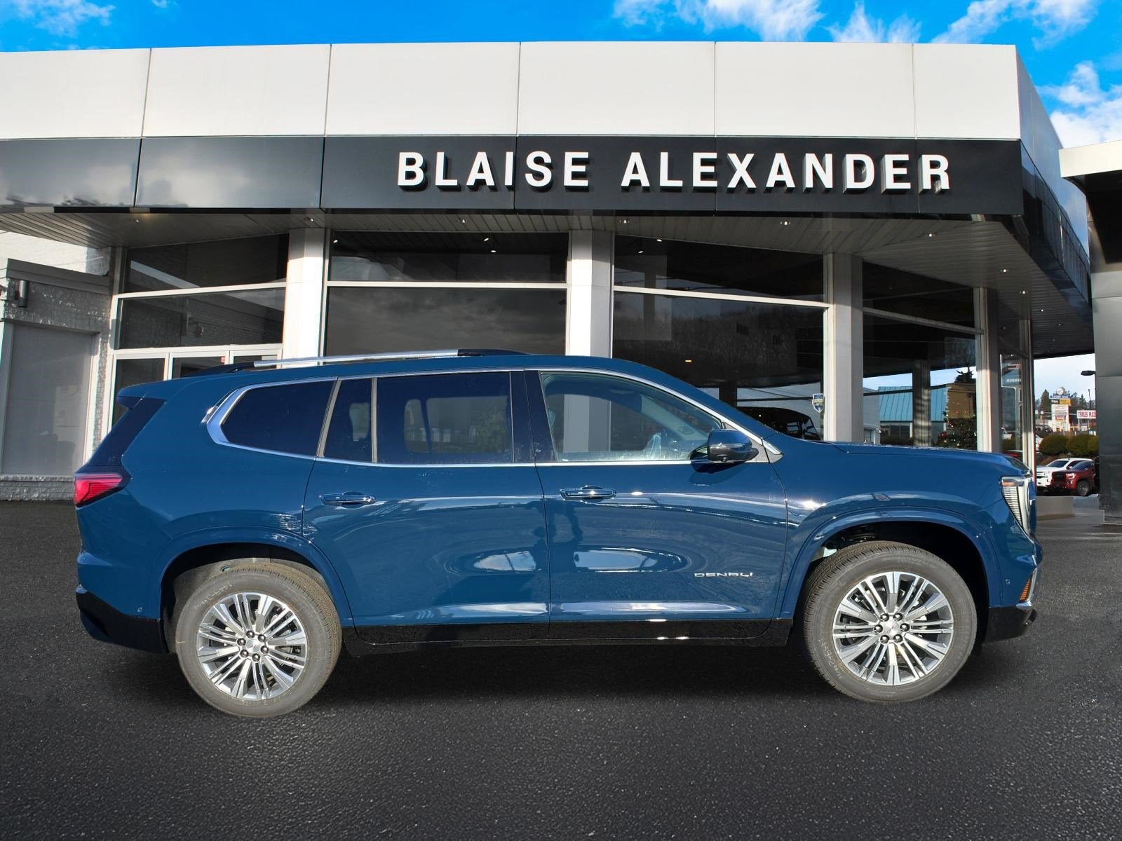 2027 GMC Acadia Denali