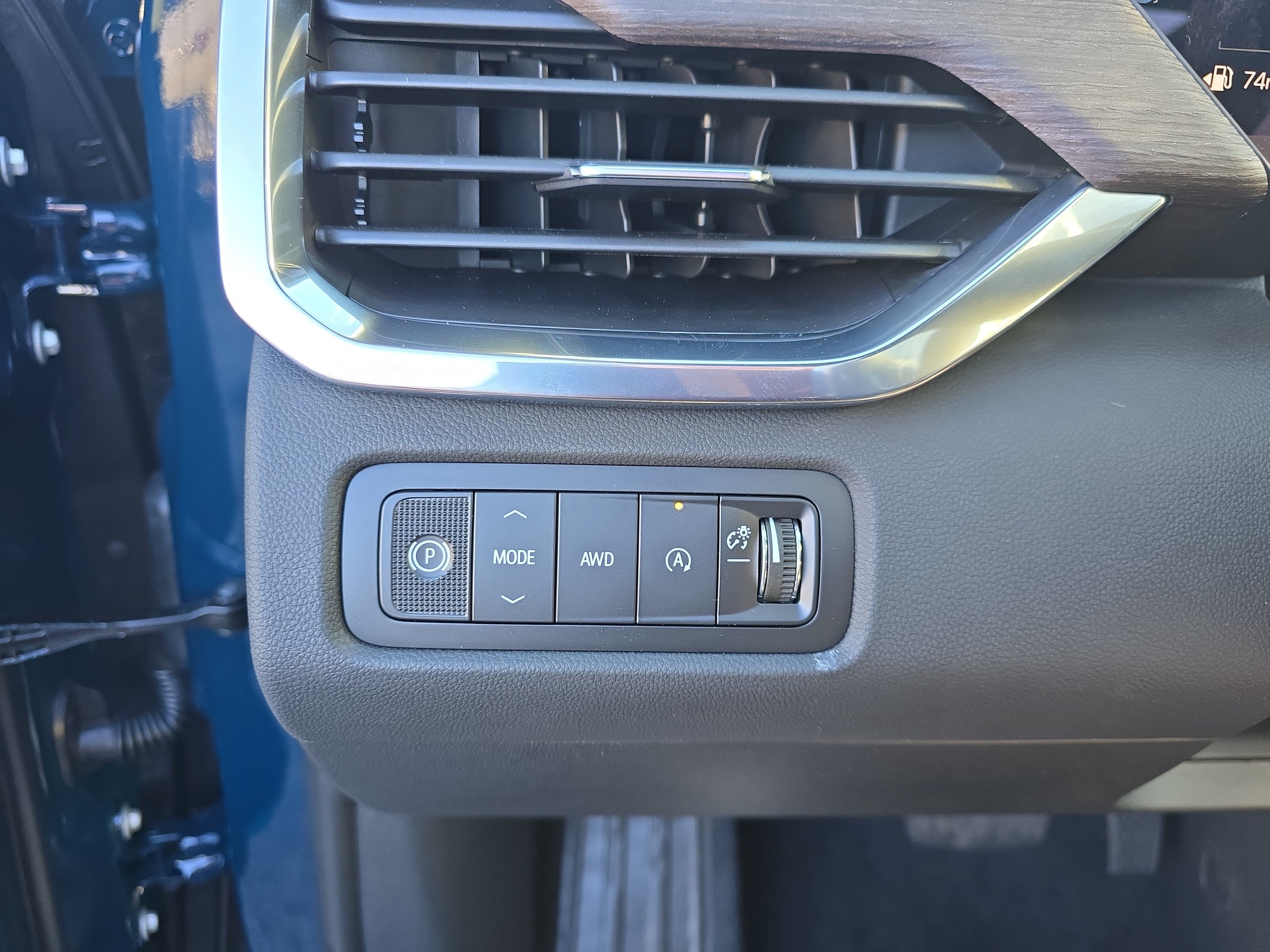 2027 GMC Acadia Denali
