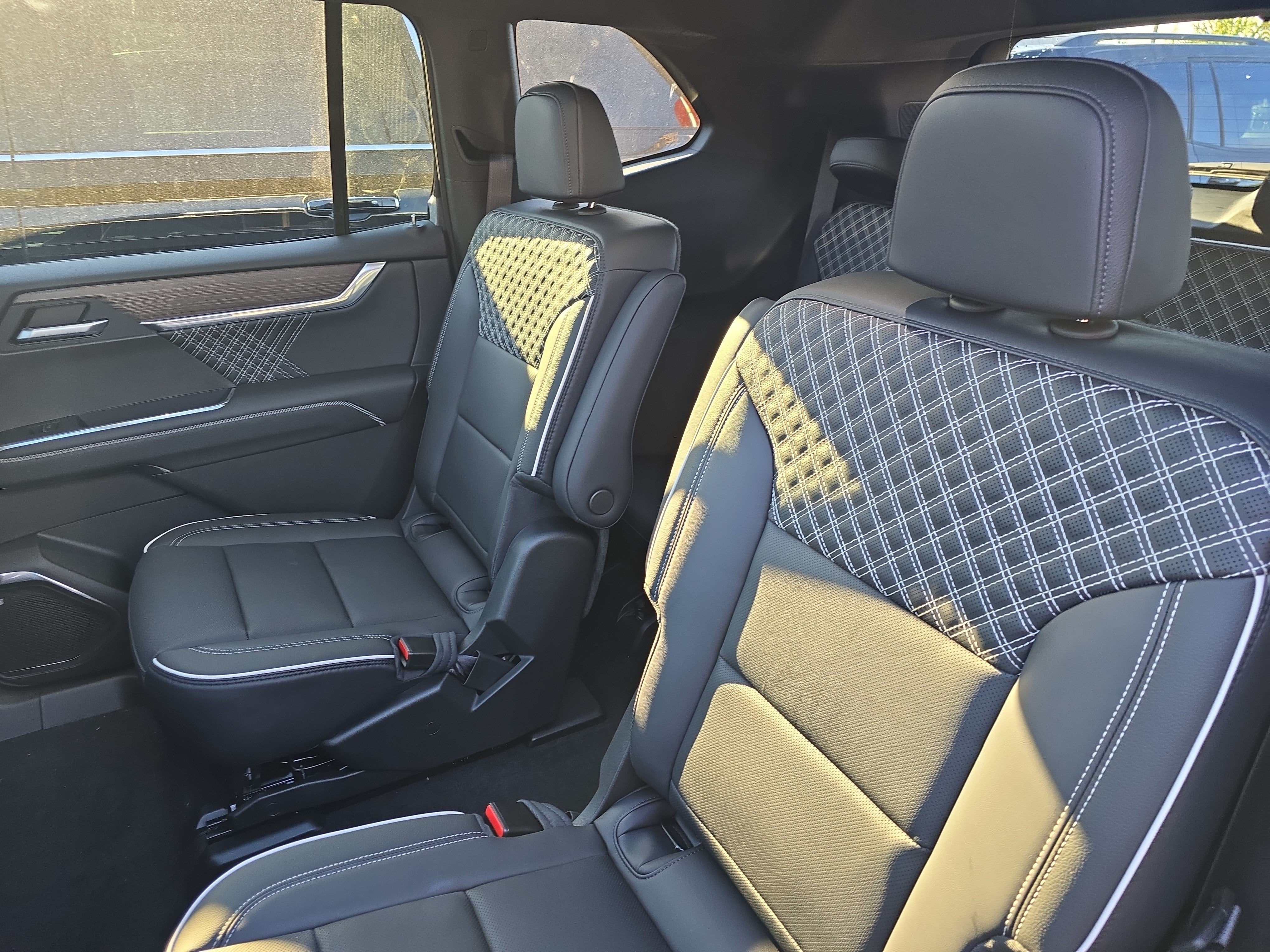 2027 GMC Acadia Denali
