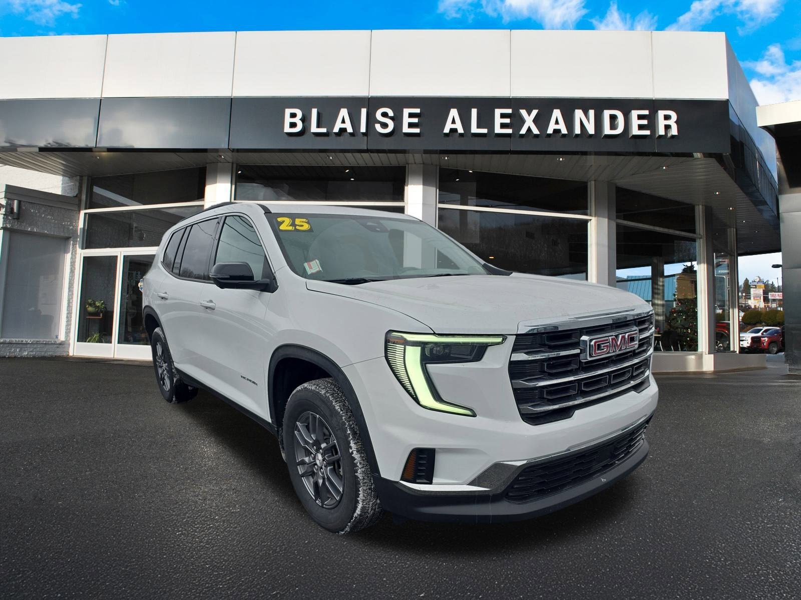 2025 GMC Acadia Elevation