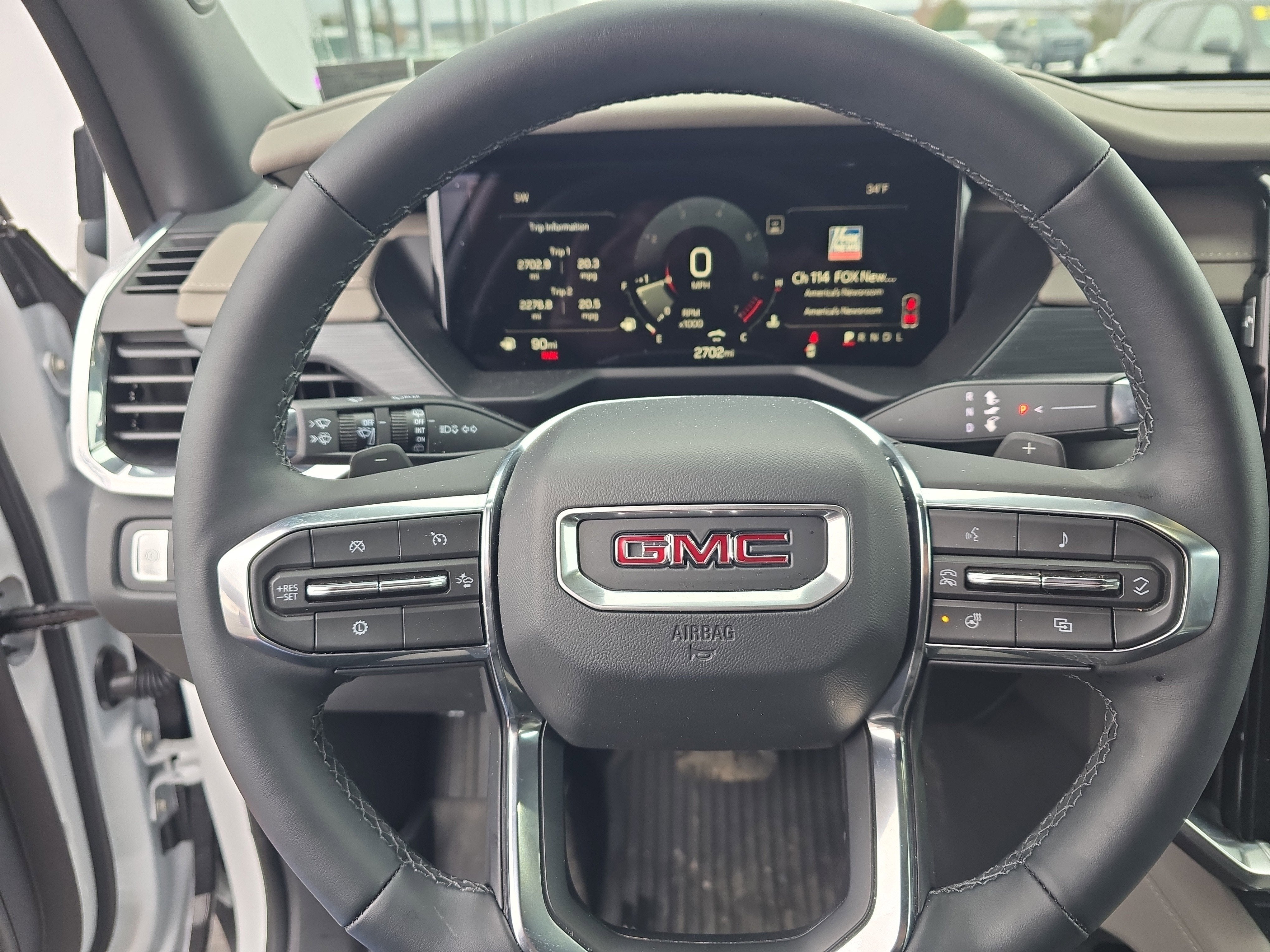 2025 GMC Acadia Elevation