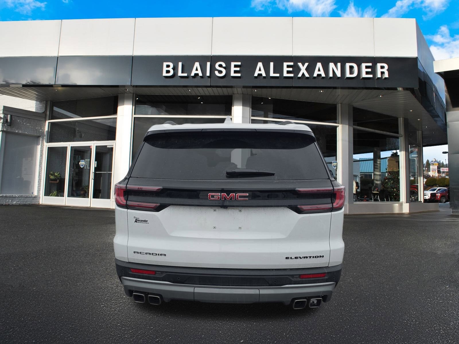 2025 GMC Acadia Elevation