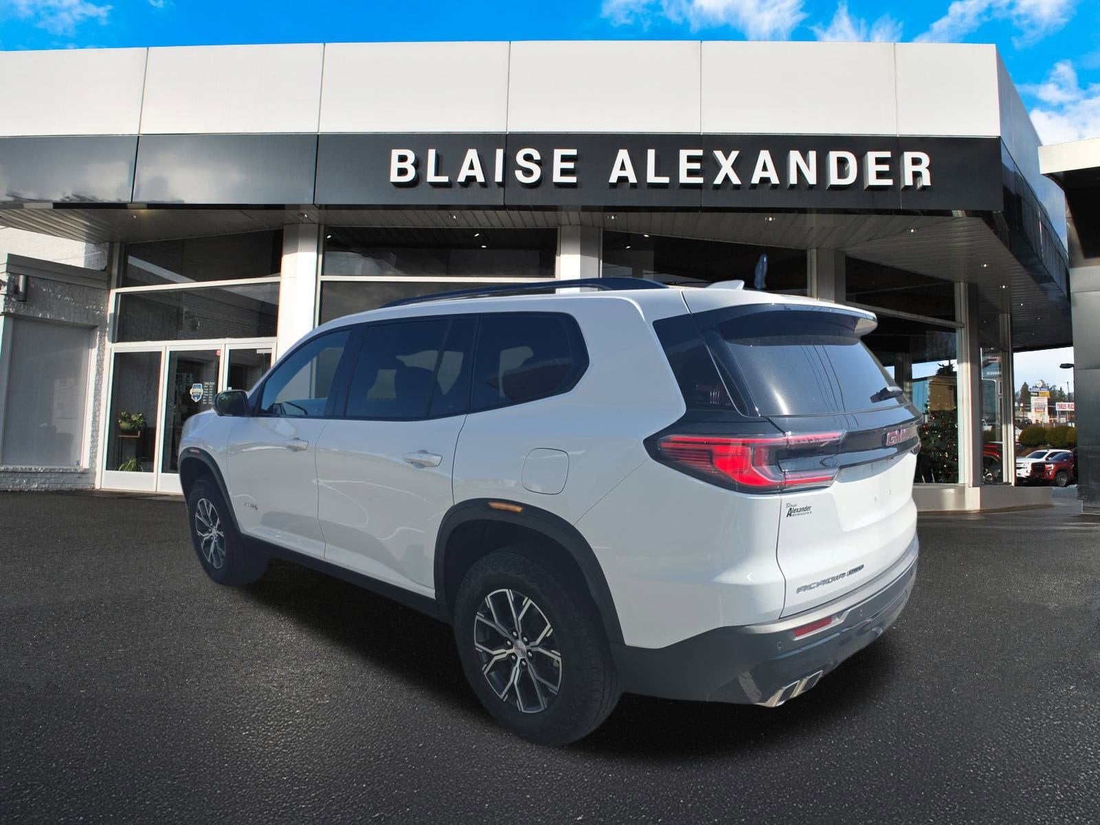 2025 GMC Acadia AT4