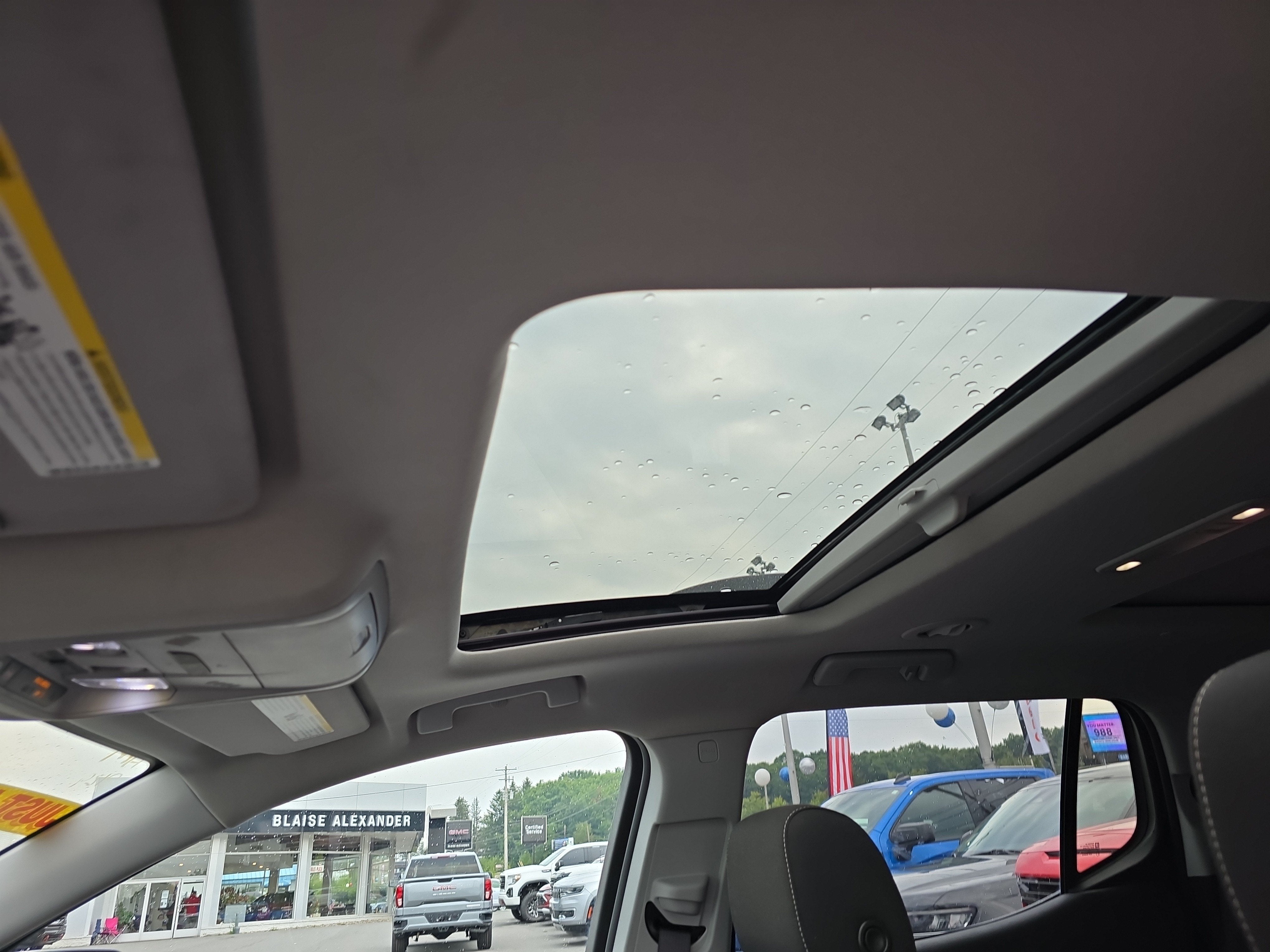 2022 GMC Acadia SLE