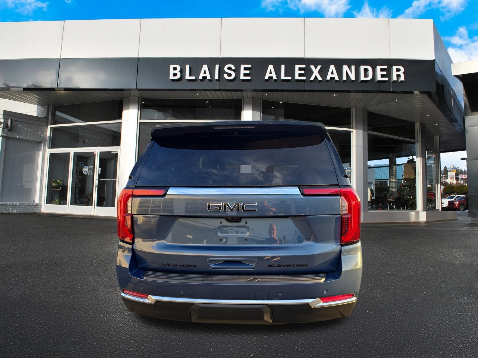 2026 GMC Yukon Elevation