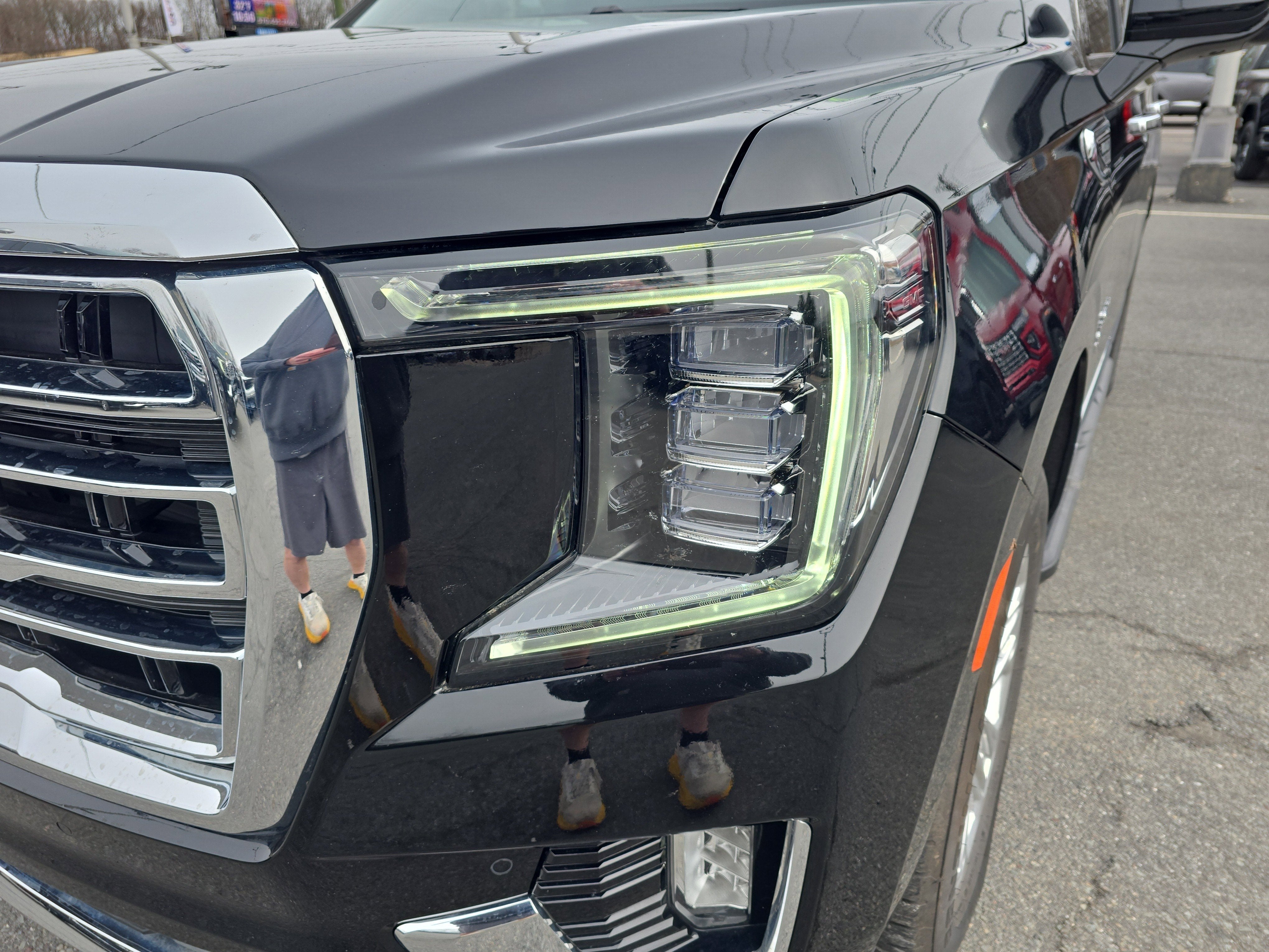 2024 GMC Yukon SLT