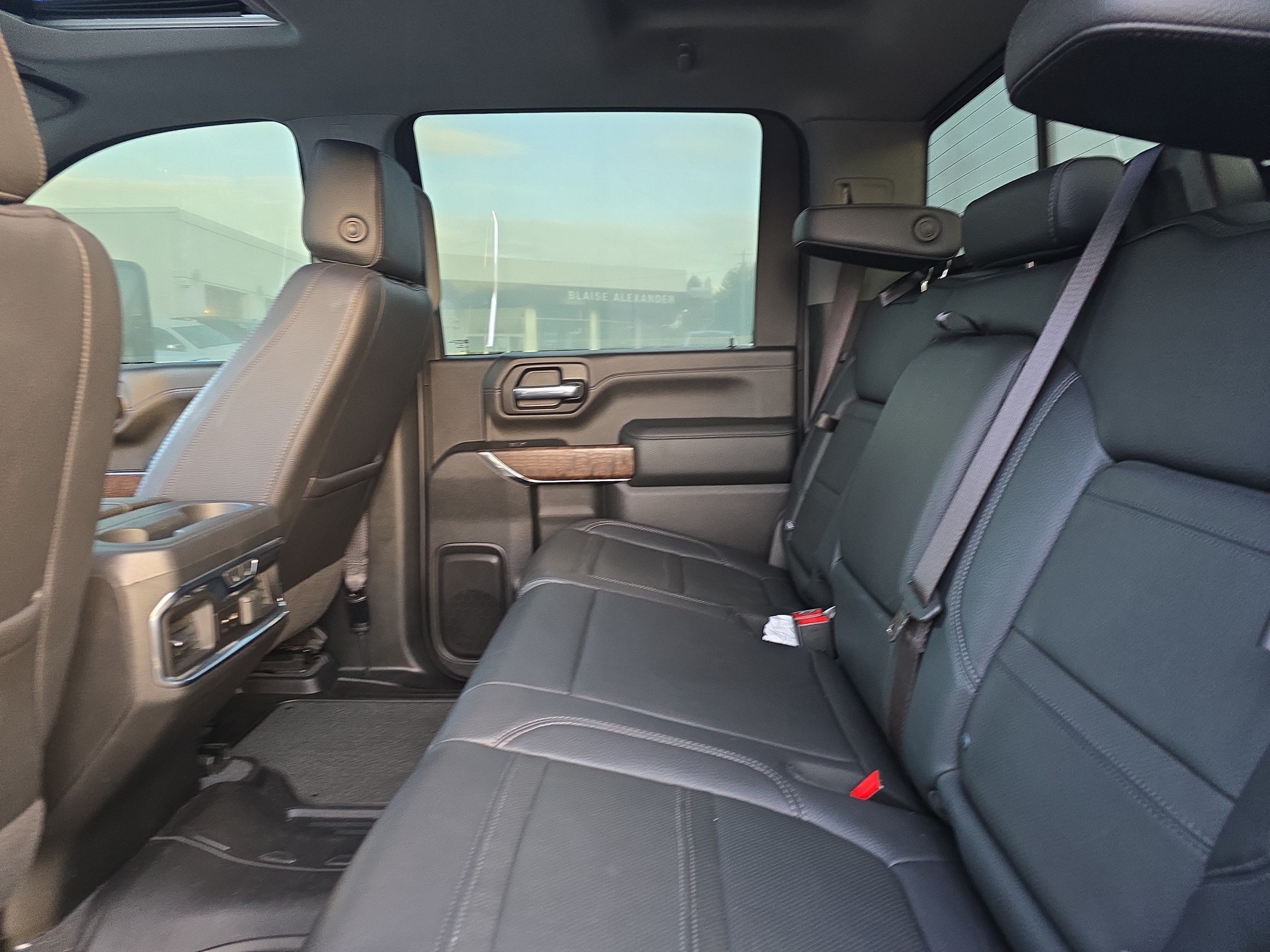 2023 GMC Sierra 3500 HD Denali