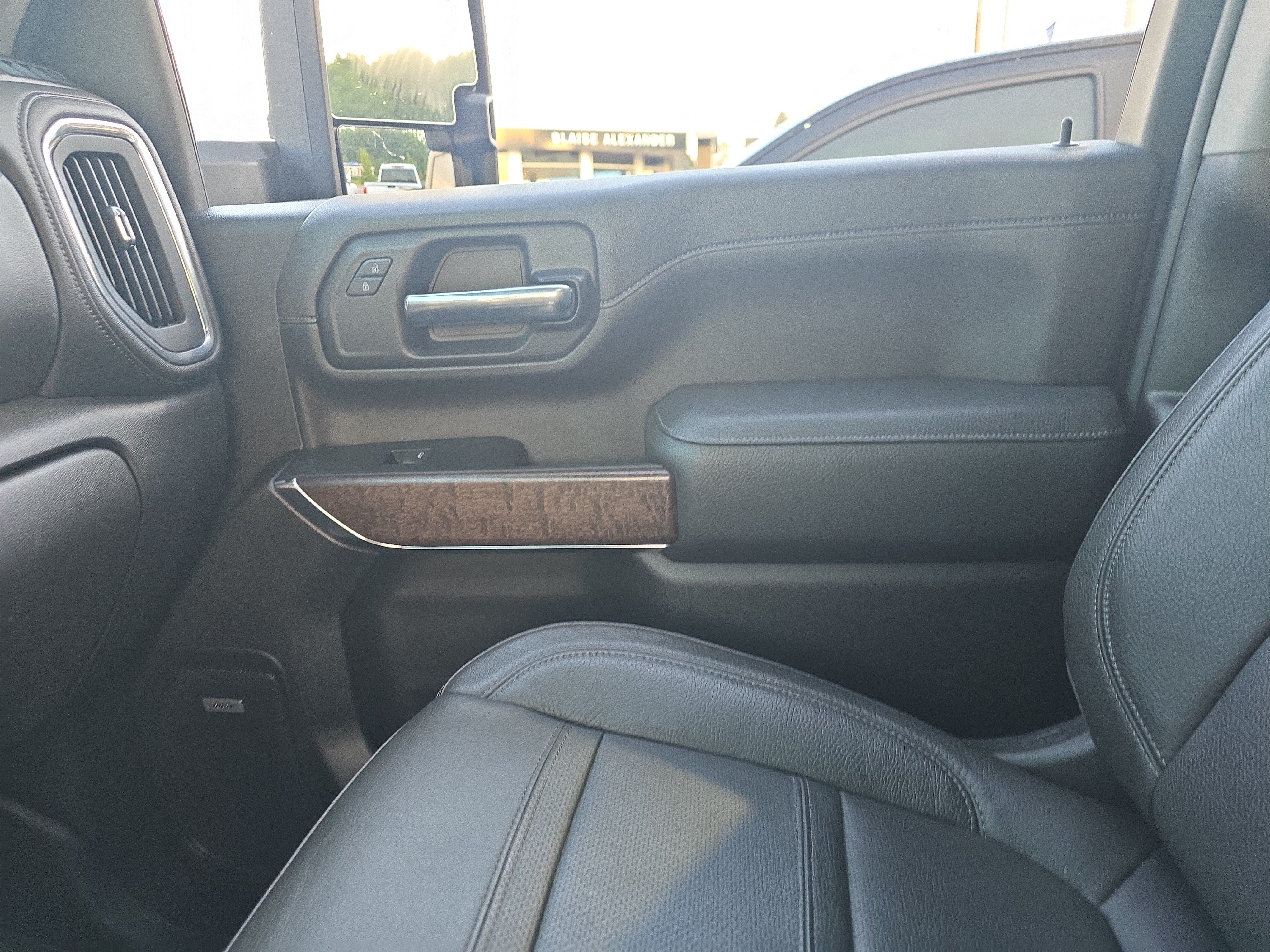 2023 GMC Sierra 3500 HD Denali