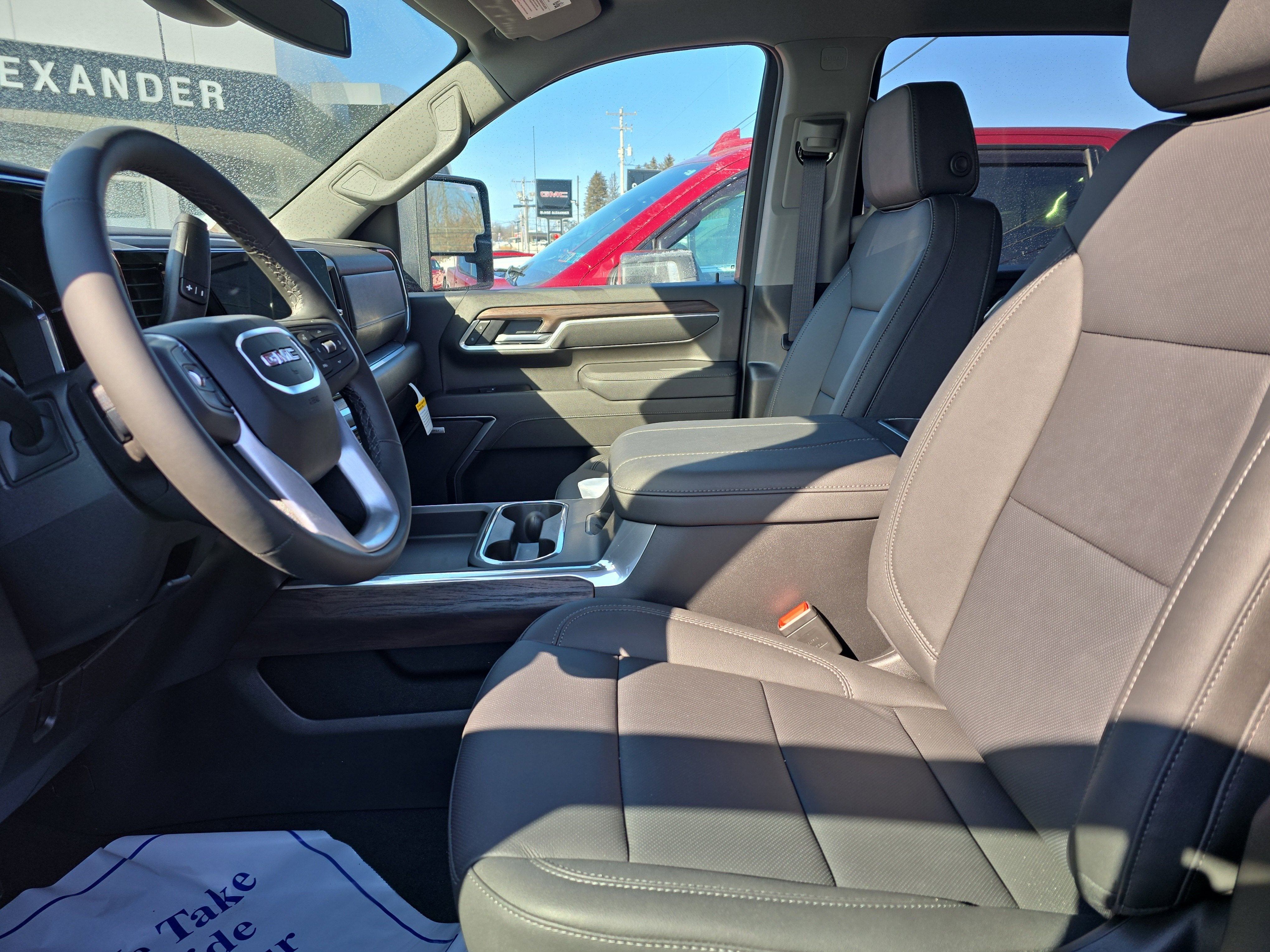 2026 GMC Sierra 2500 HD SLT