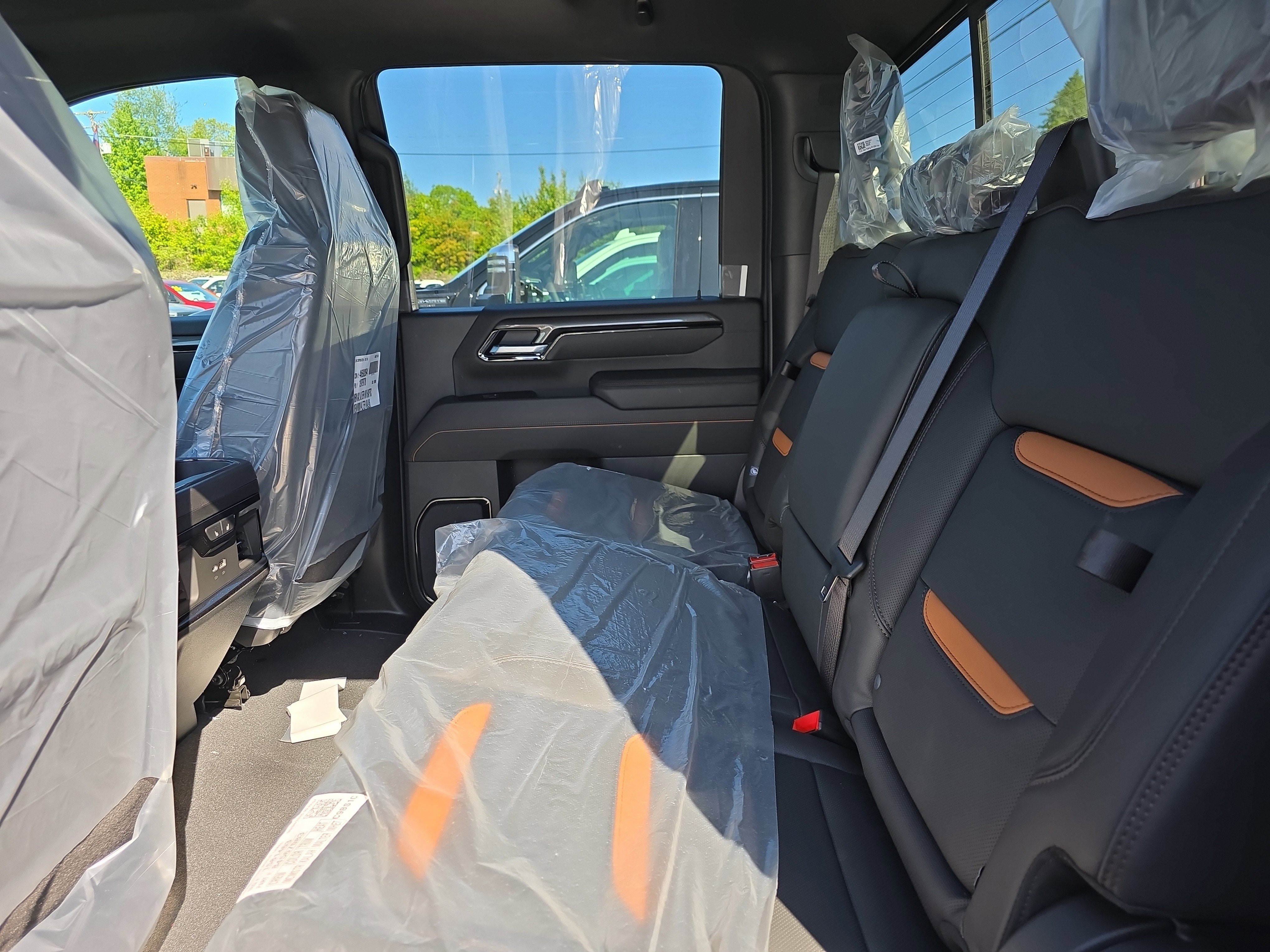 2026 GMC Sierra 2500HD AT4 - Photo 14