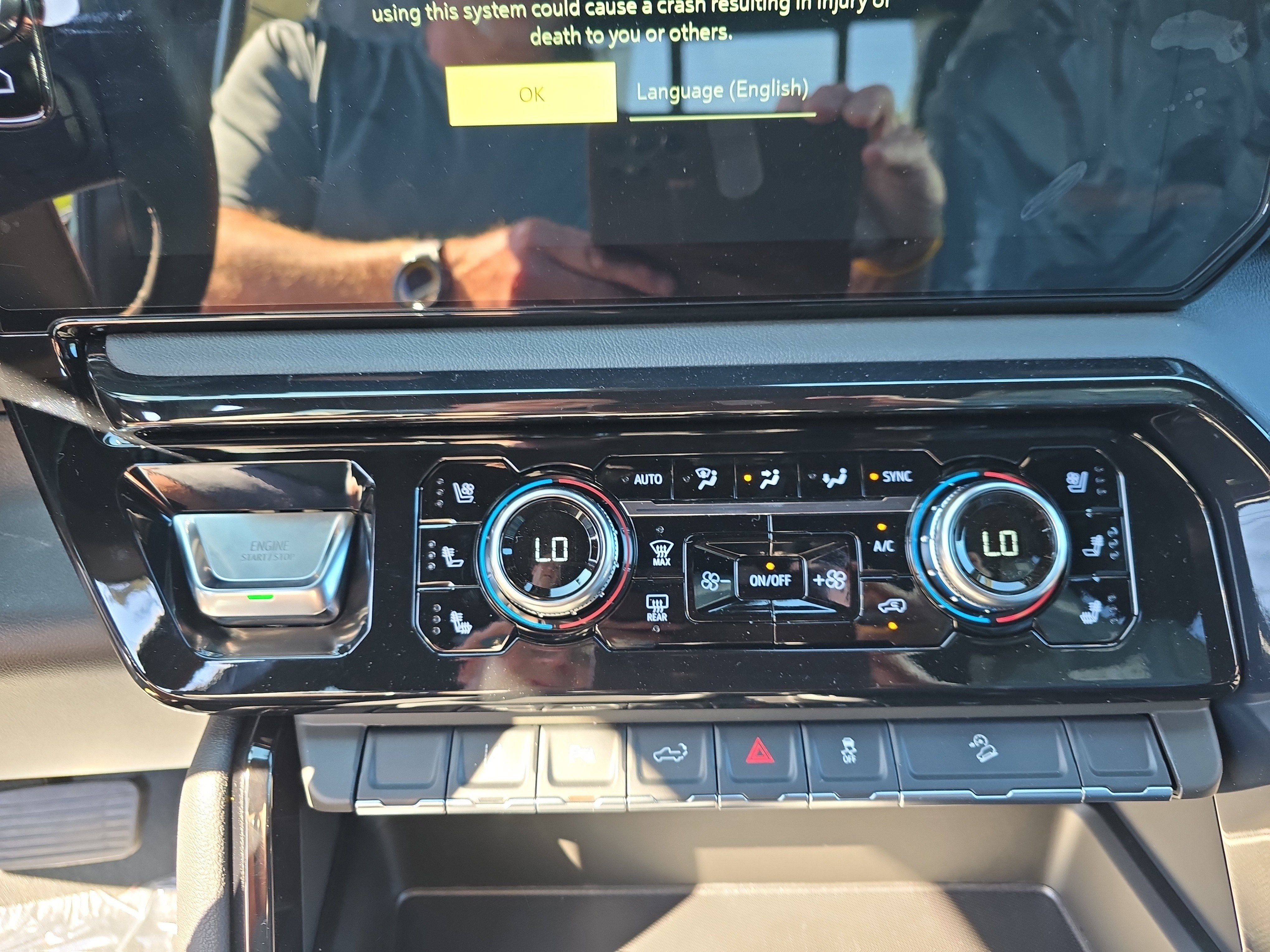 2026 GMC Sierra 2500HD AT4 - Photo 27