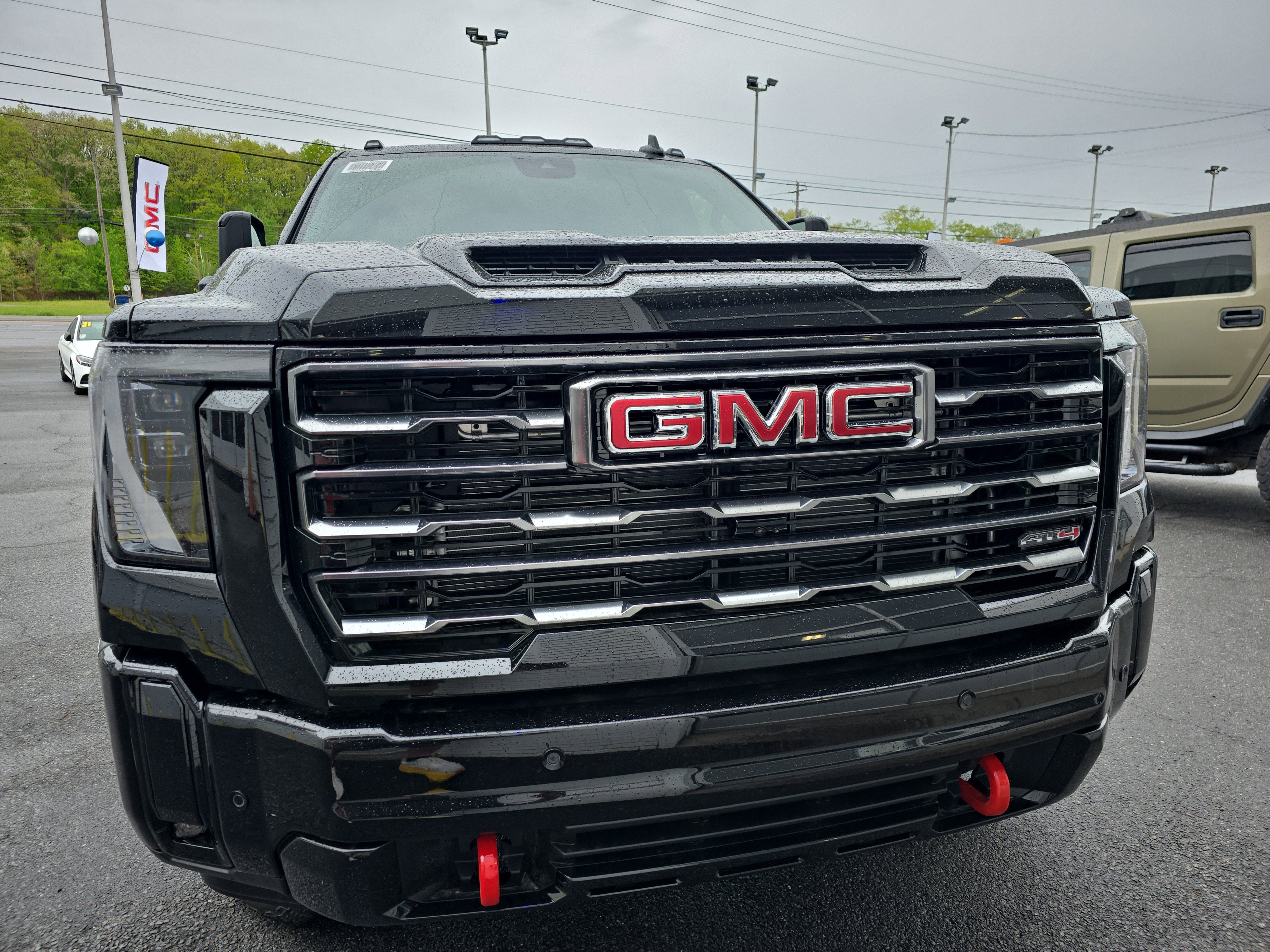 2026 GMC Sierra 2500HD AT4 - Photo 2