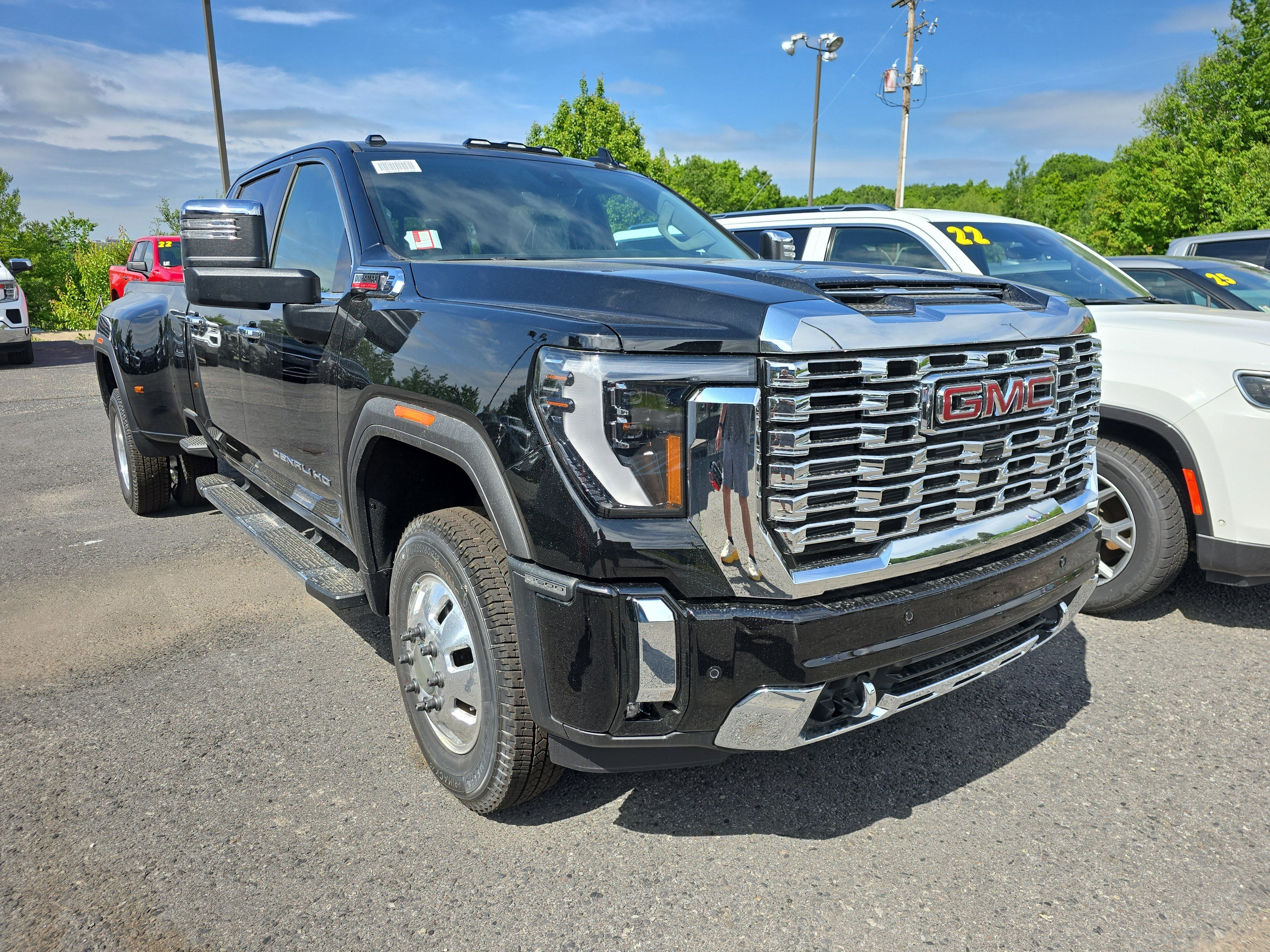 2026 GMC Sierra 3500 HD Denali DRW