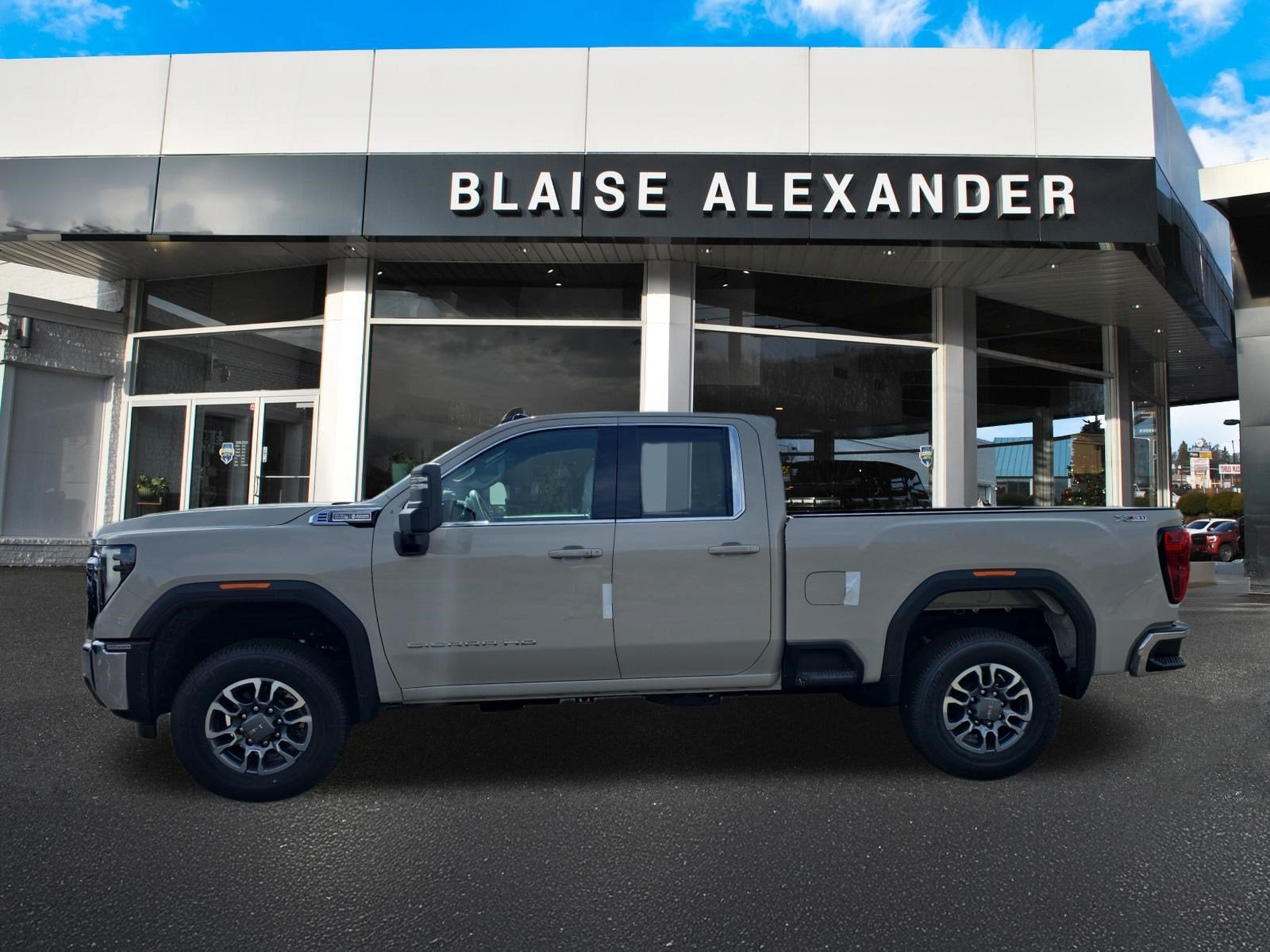 2026 GMC Sierra 2500HD SLE - Photo 7