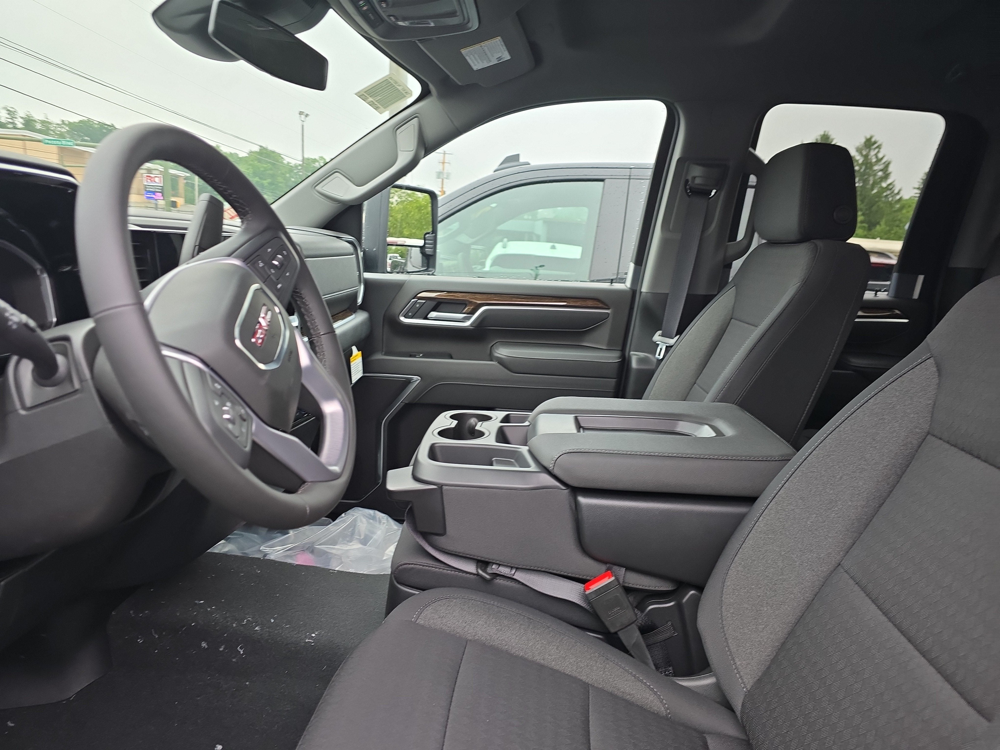2026 GMC Sierra 2500 HD SLE