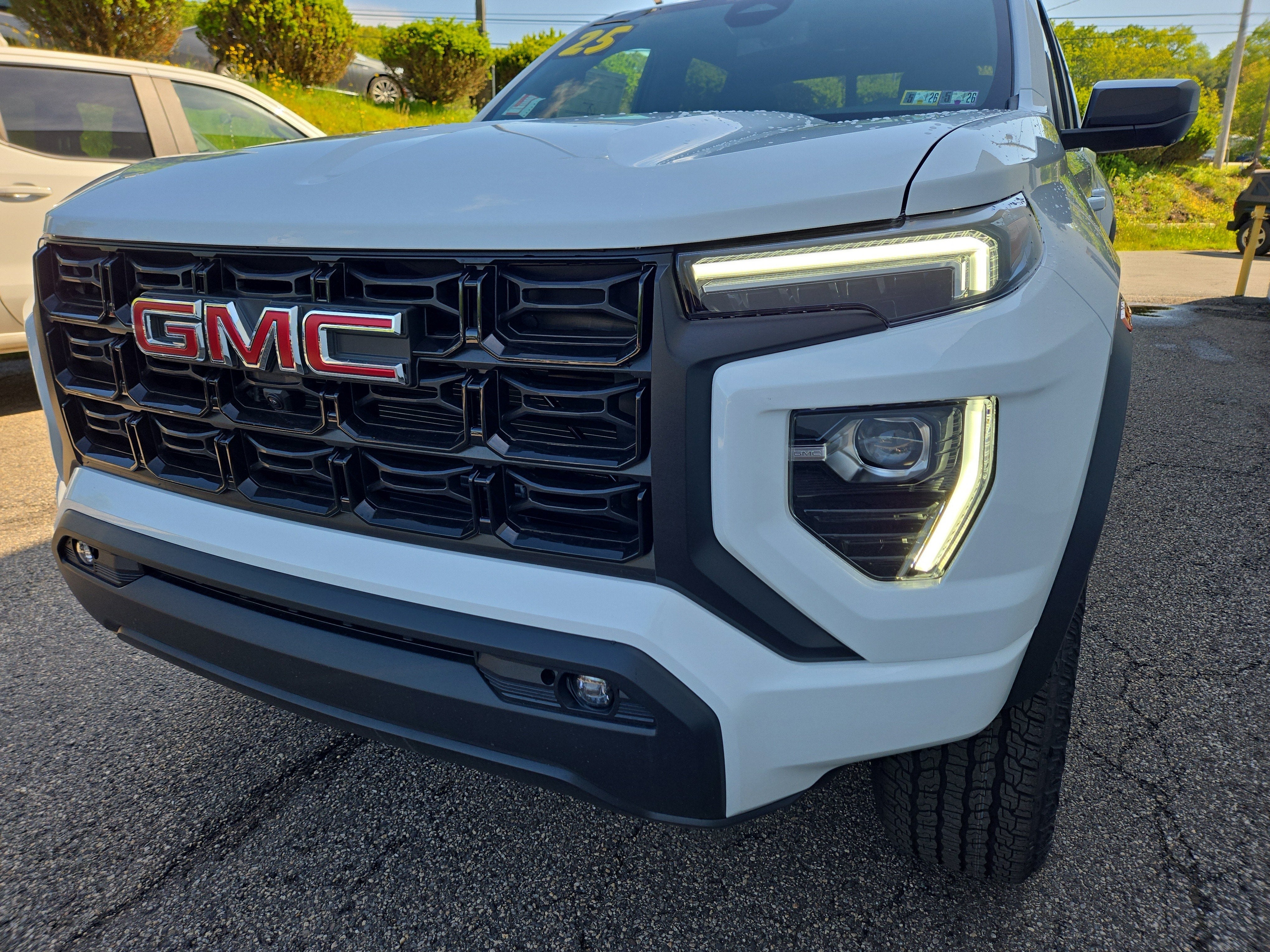 2025 GMC Canyon Elevation