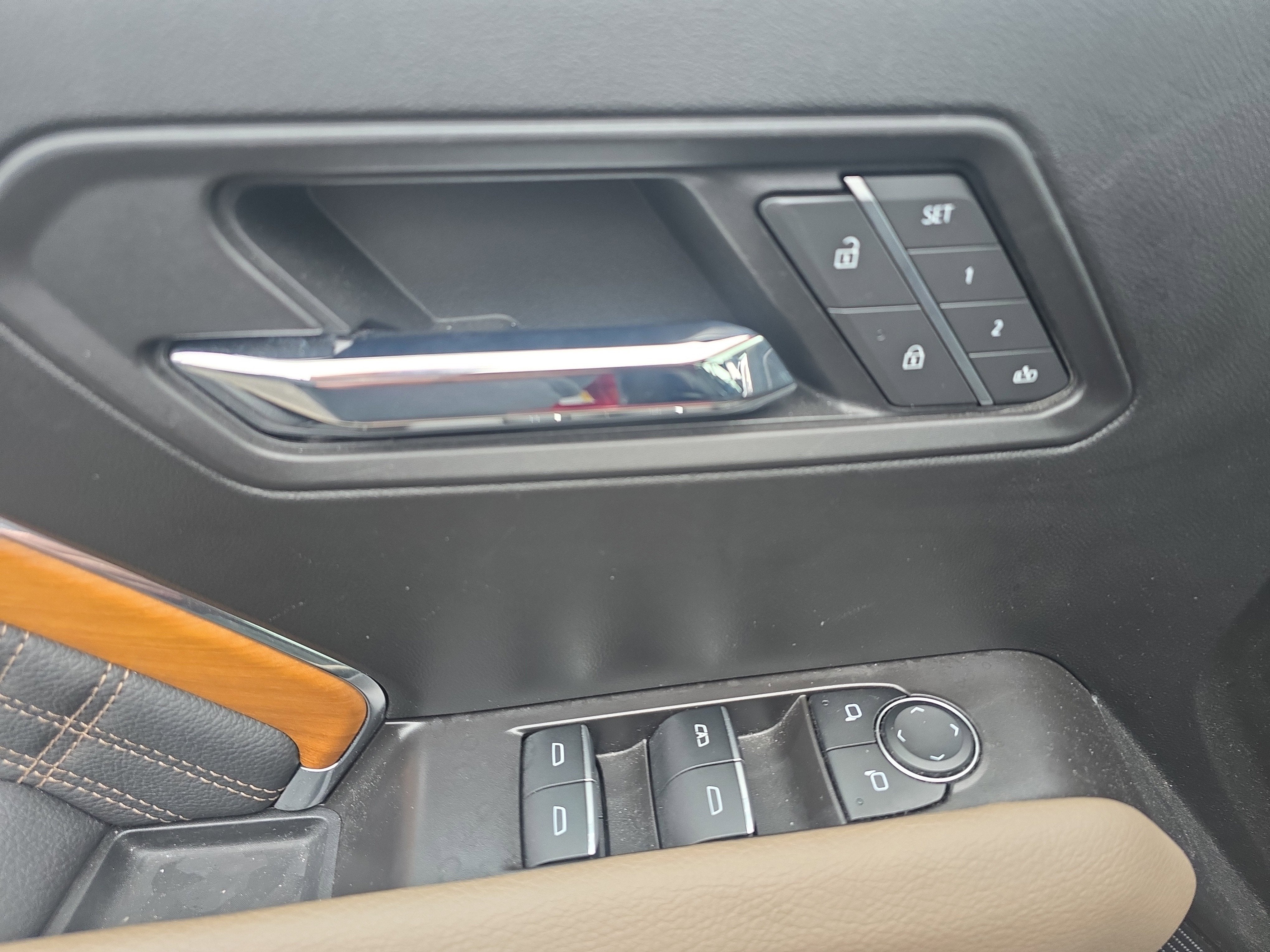 2024 GMC Canyon Denali