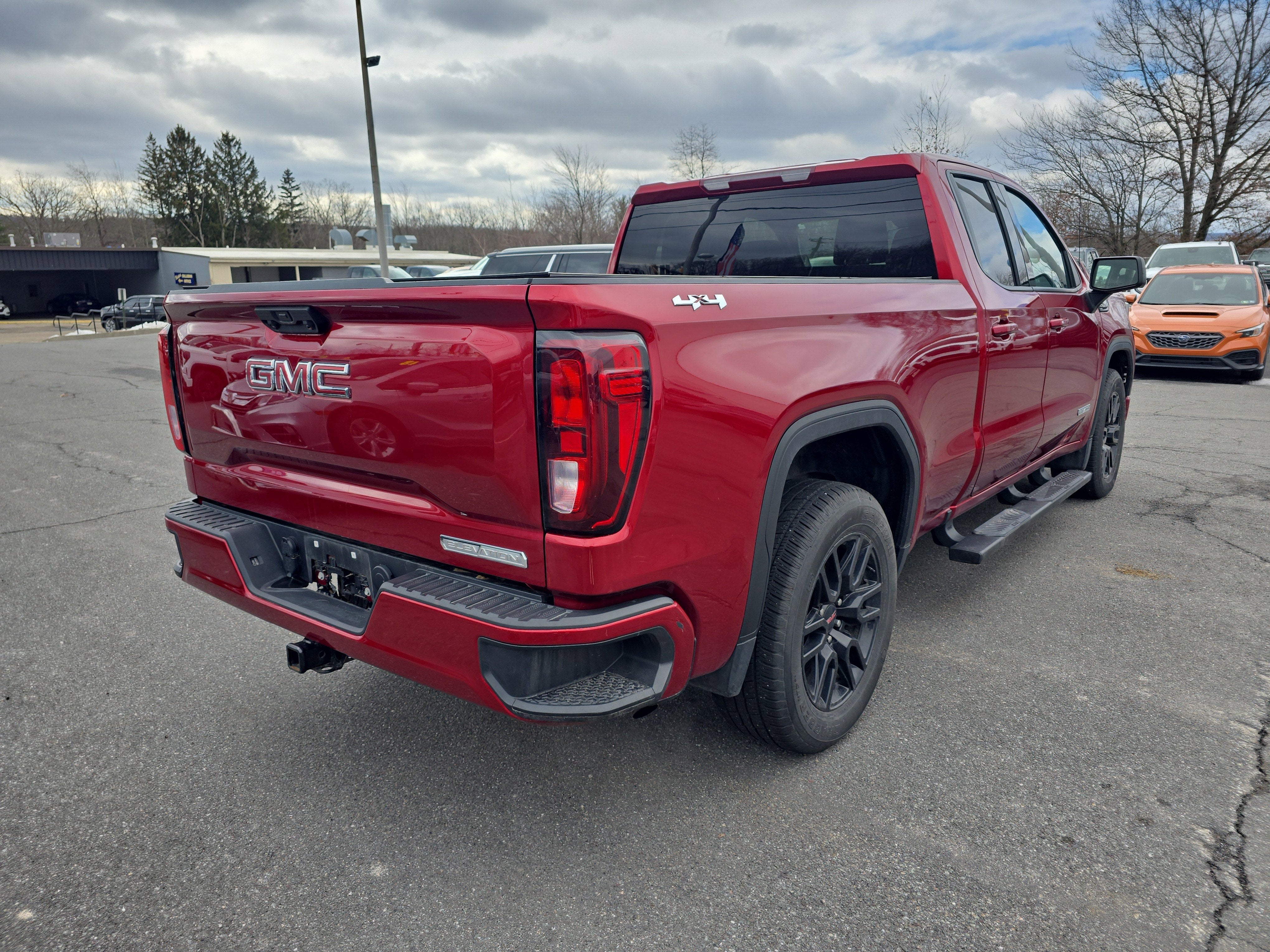 2023 GMC Sierra 1500 Elevation