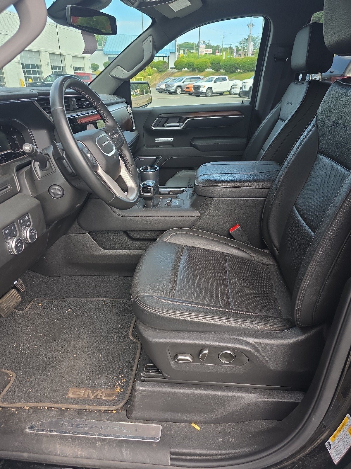 2025 GMC Sierra 1500 Denali