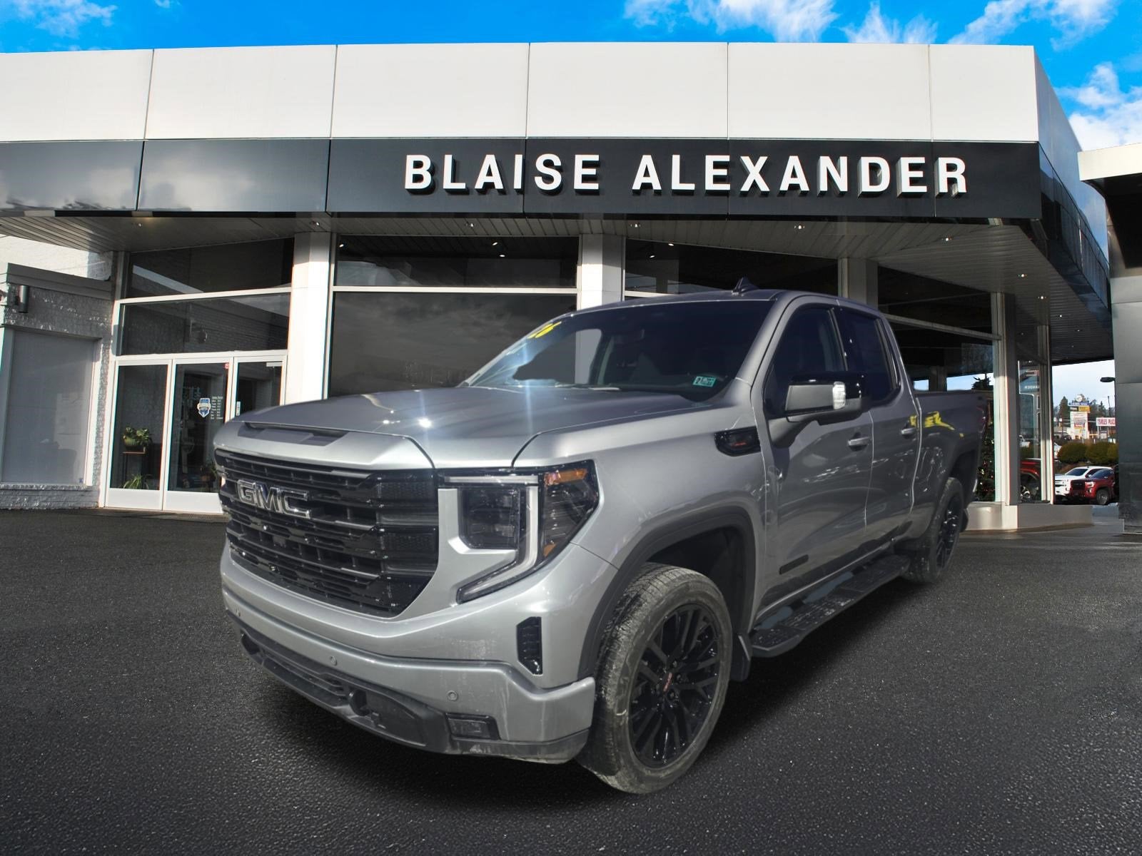 2026 GMC Sierra 1500 Elevation