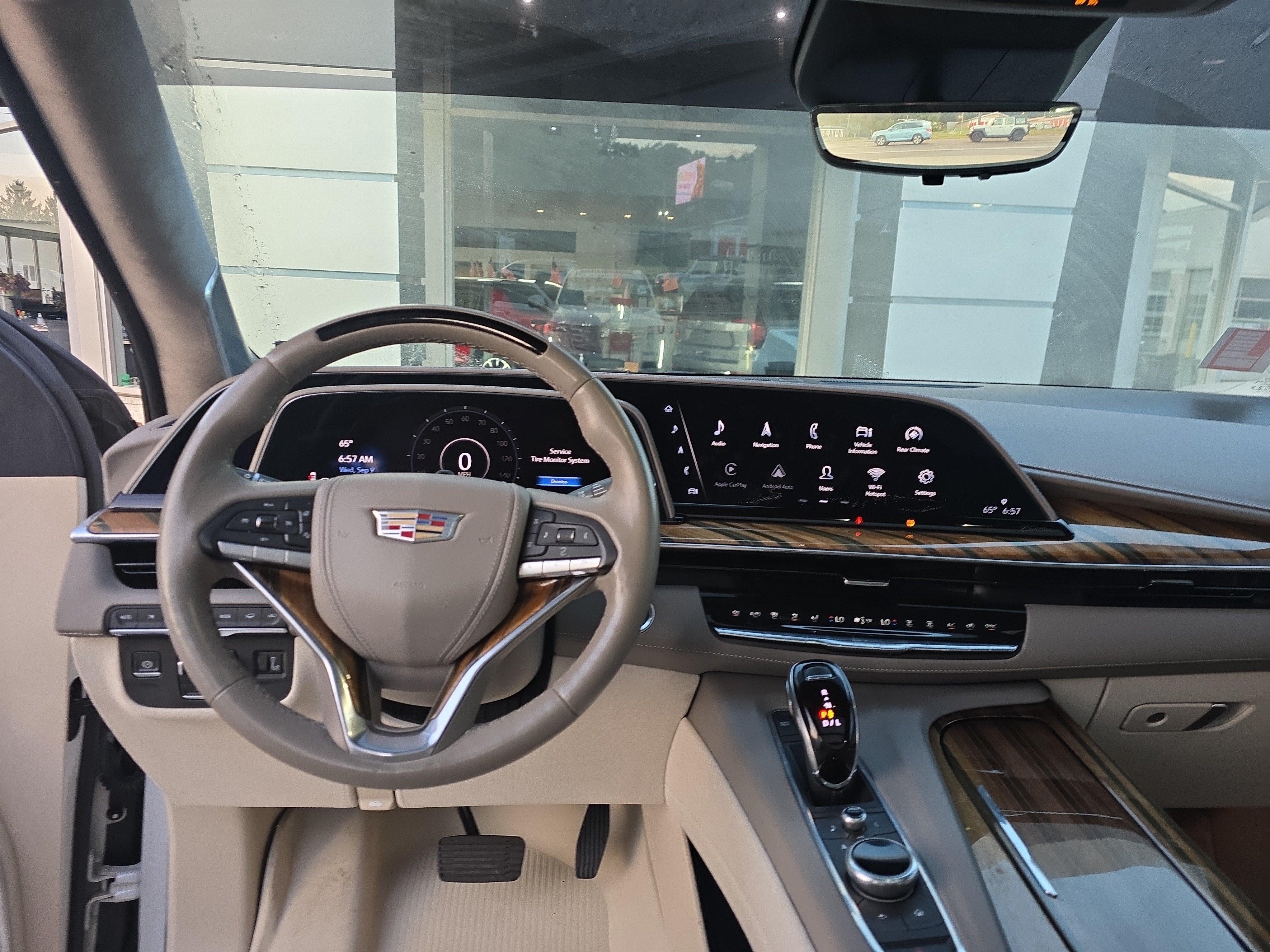2021 Cadillac Escalade ESV Premium Luxury Platinum