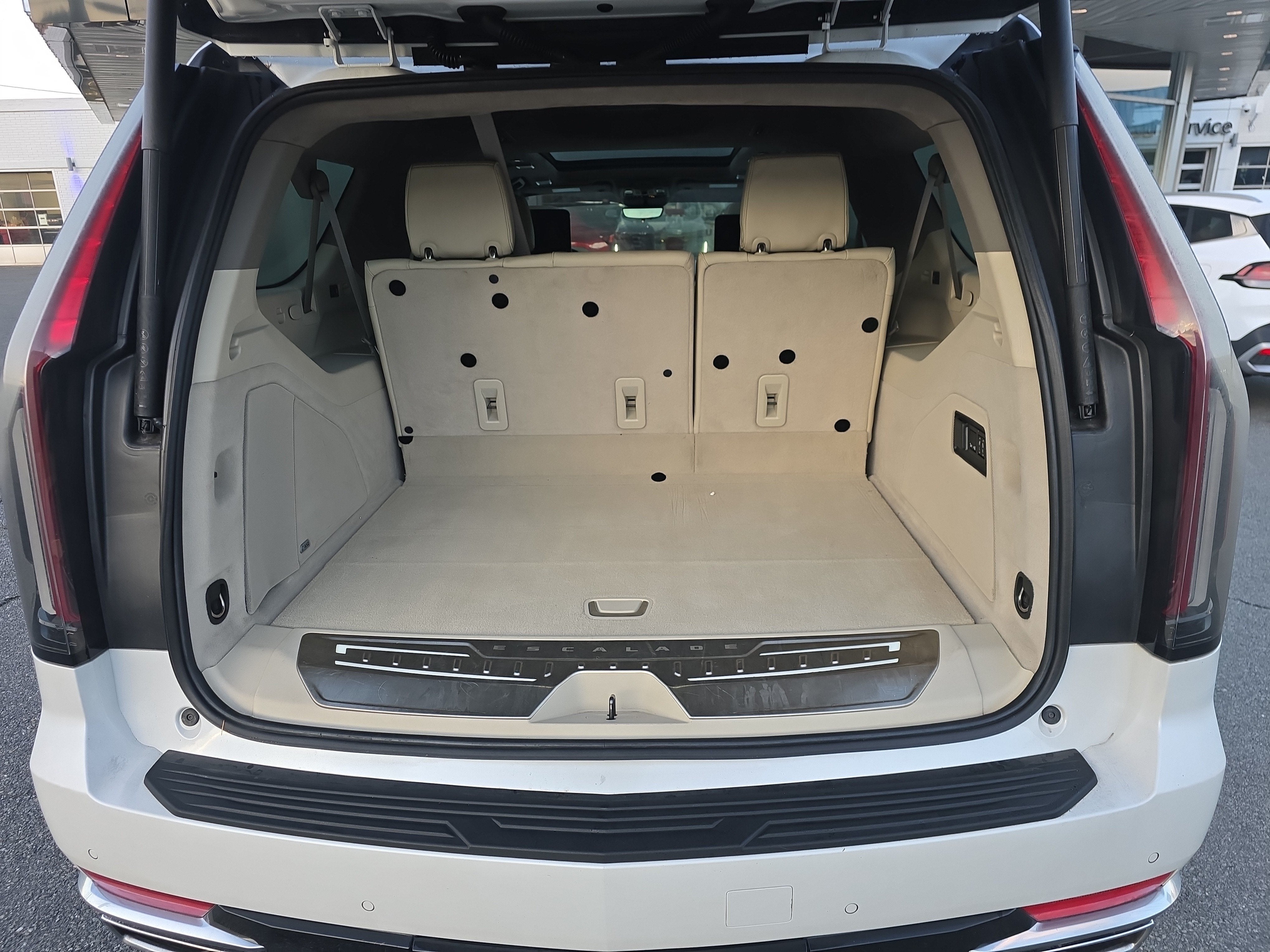 2021 Cadillac Escalade ESV Premium Luxury Platinum