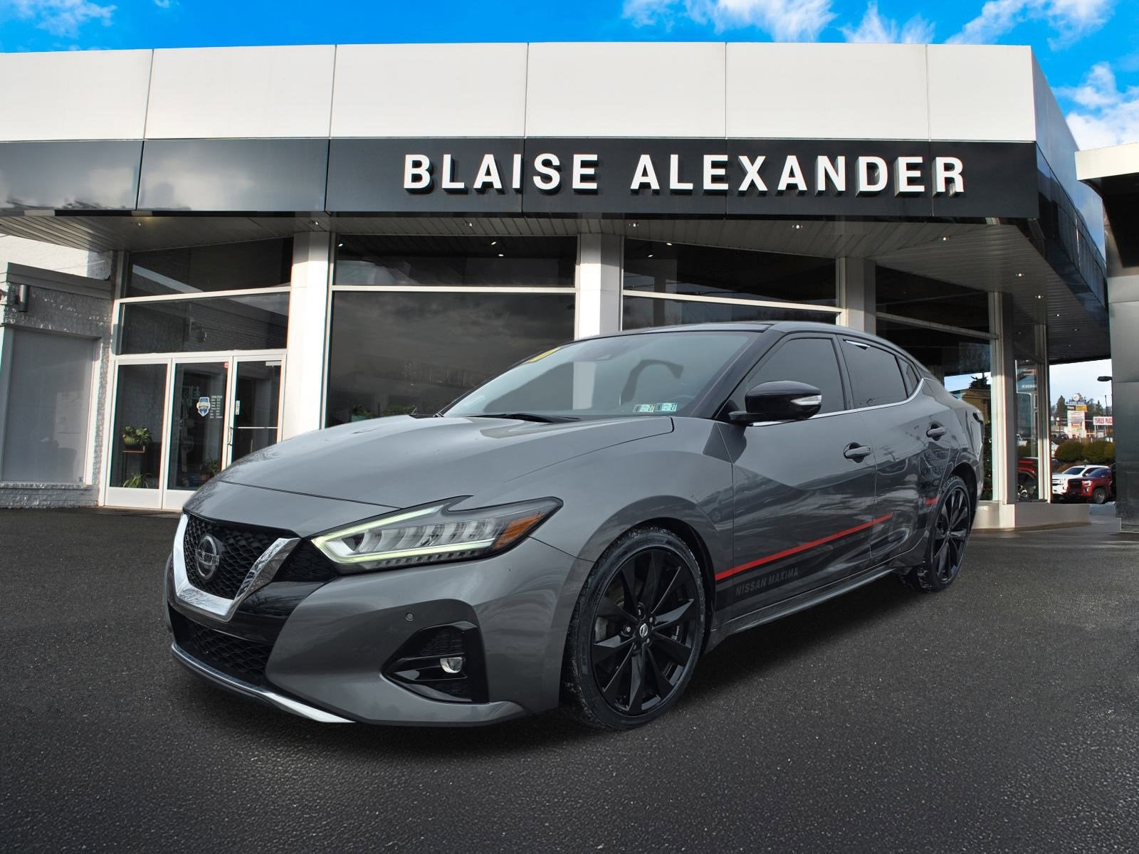 2020 Nissan Maxima SR