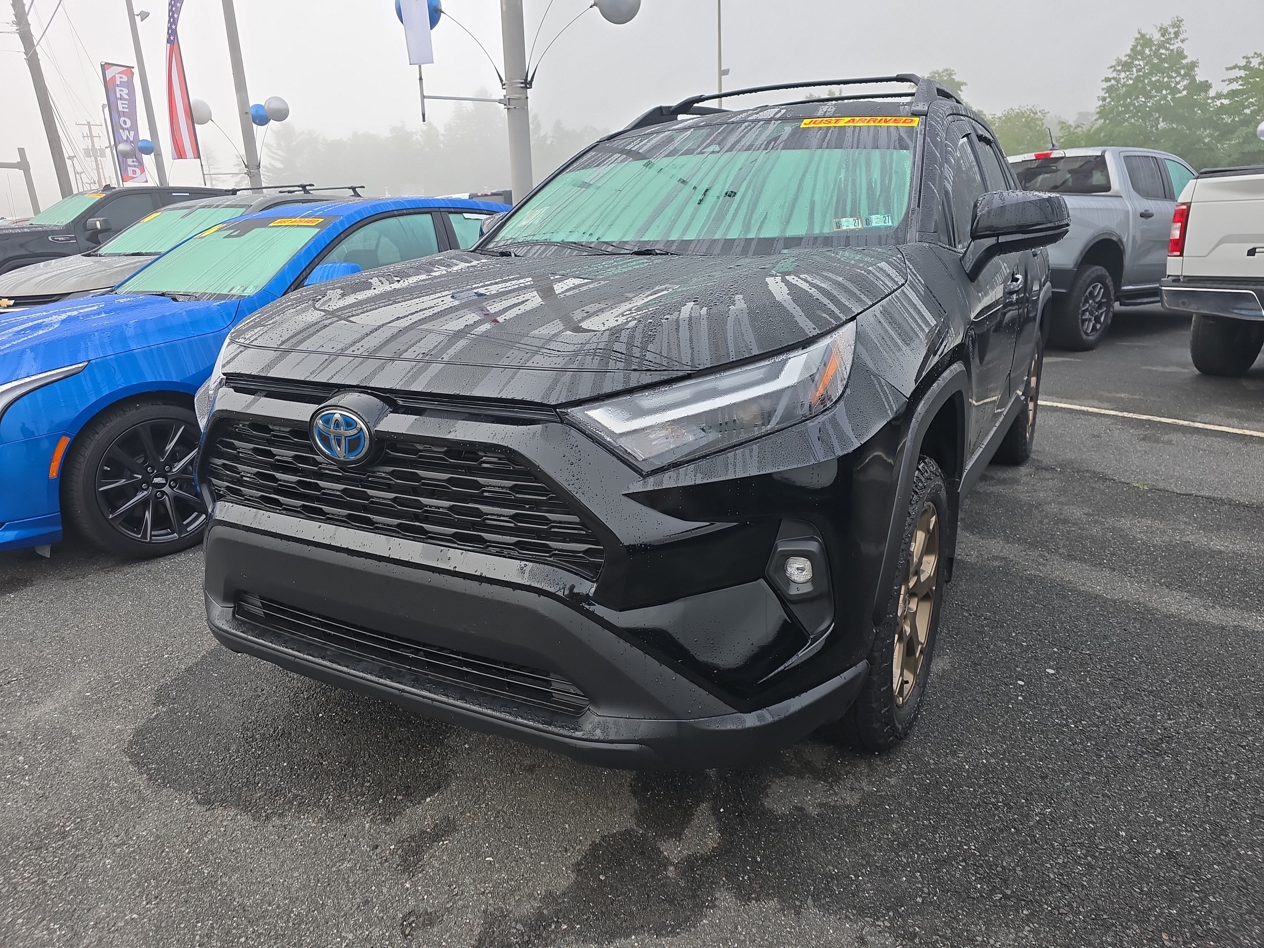 2024 Toyota RAV4 Hybrid LE