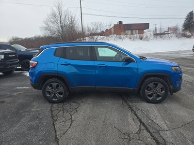 2022 Jeep Compass Latitude Lux