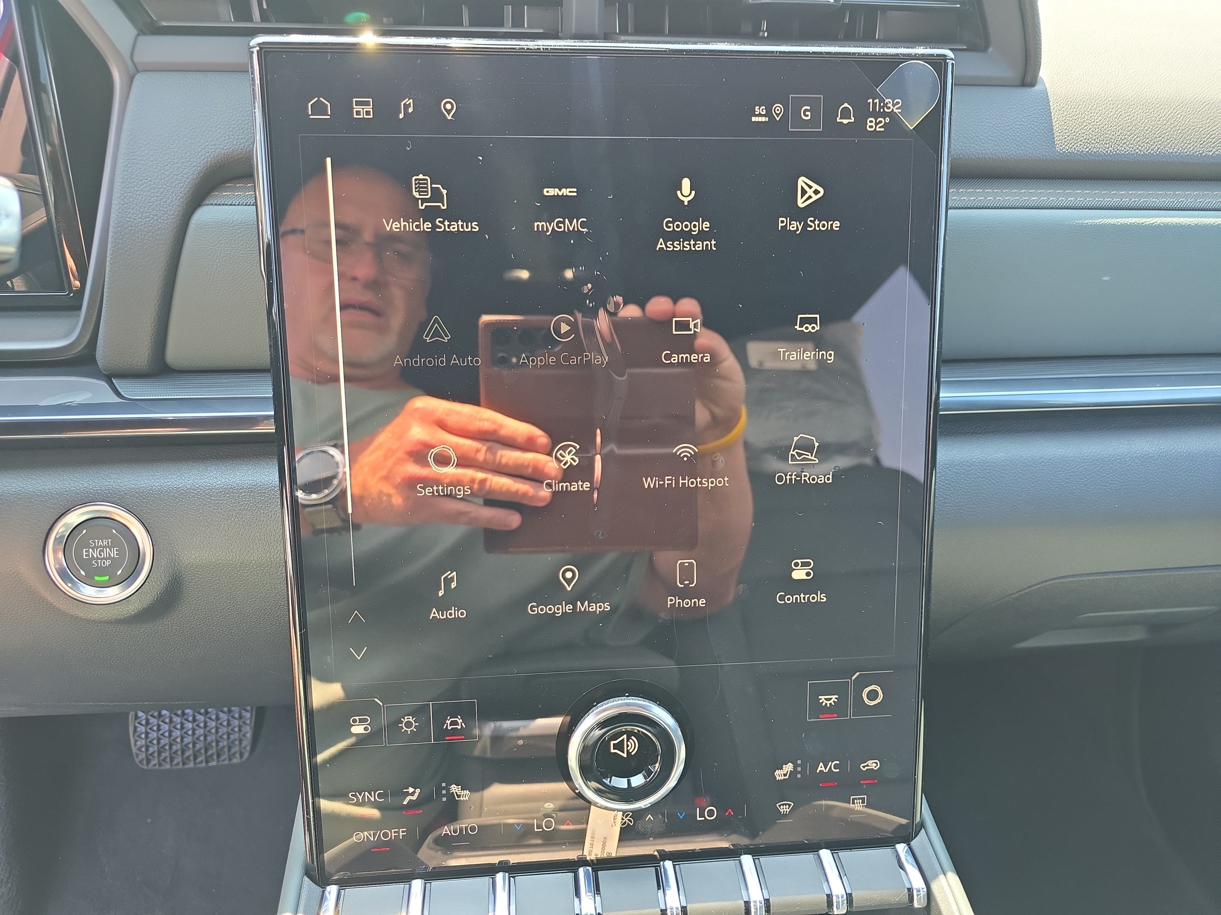 2027 GMC Terrain AWD AT4