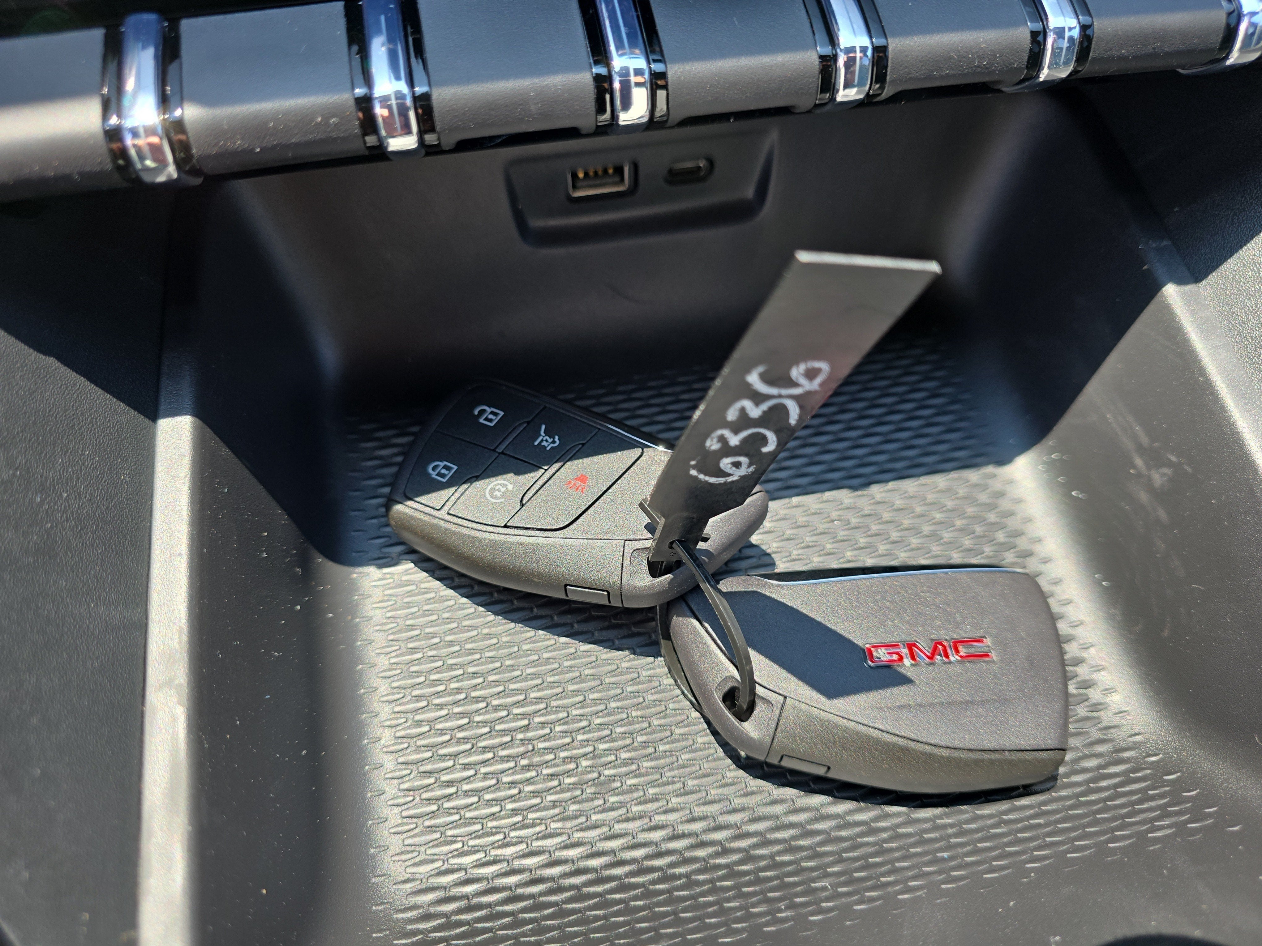 2027 GMC Terrain AWD AT4