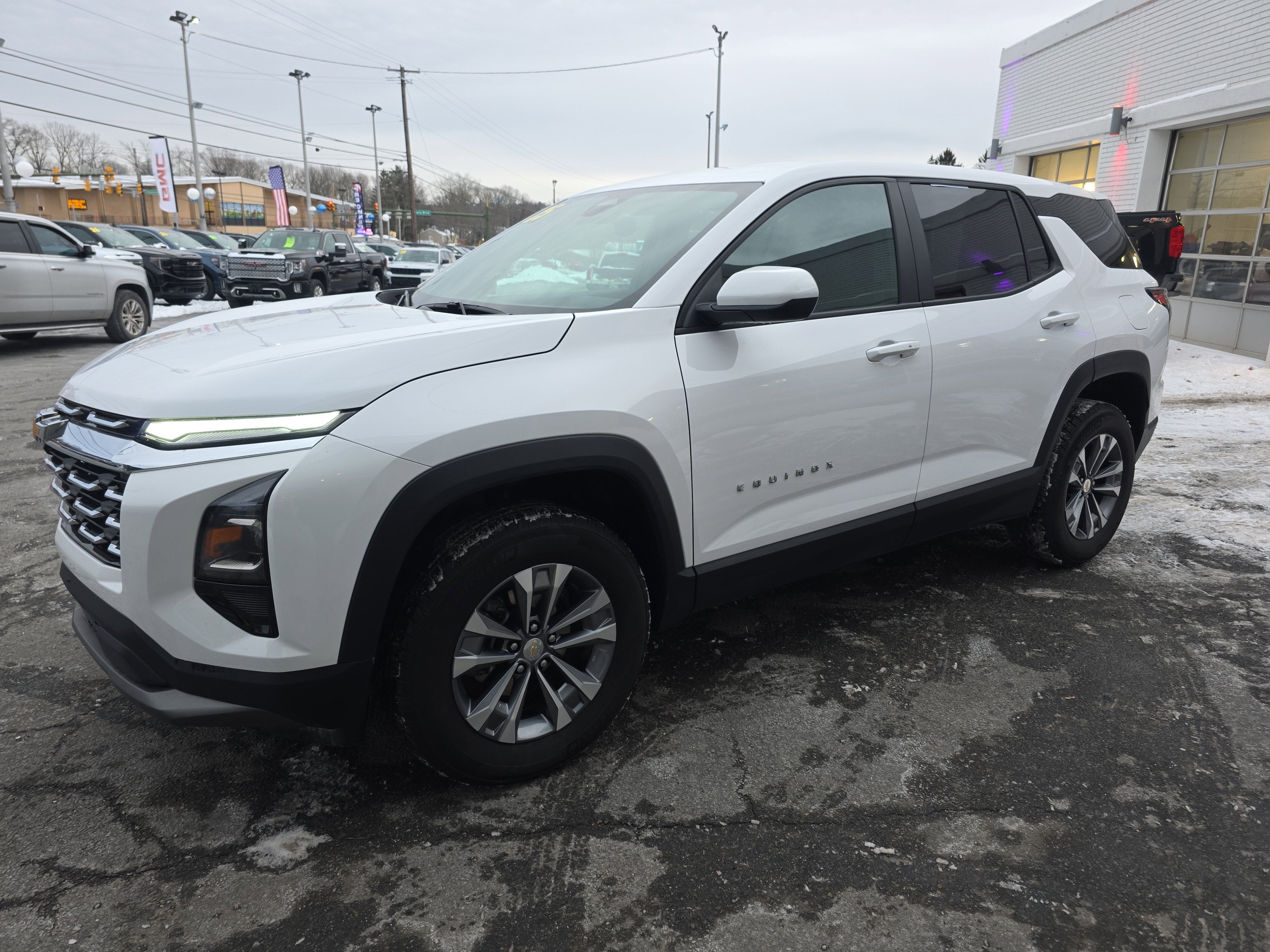 2025 Chevrolet Equinox LT