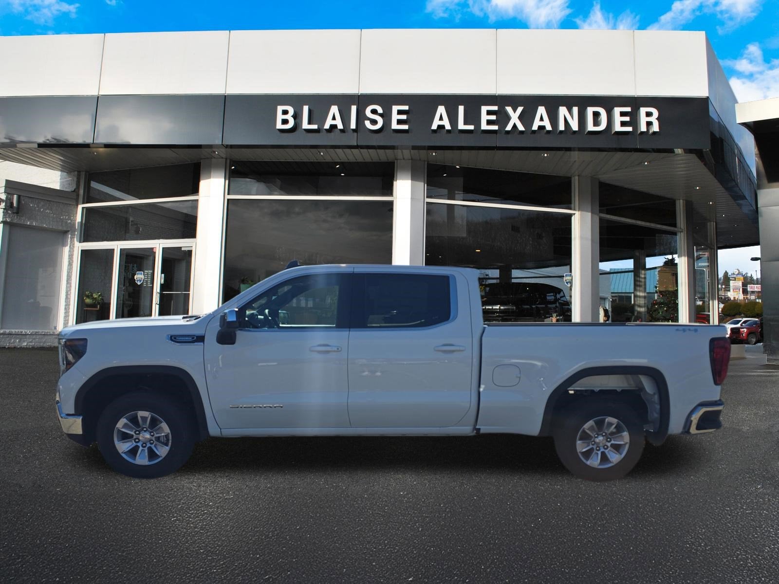 2026 GMC Sierra 1500 SLE