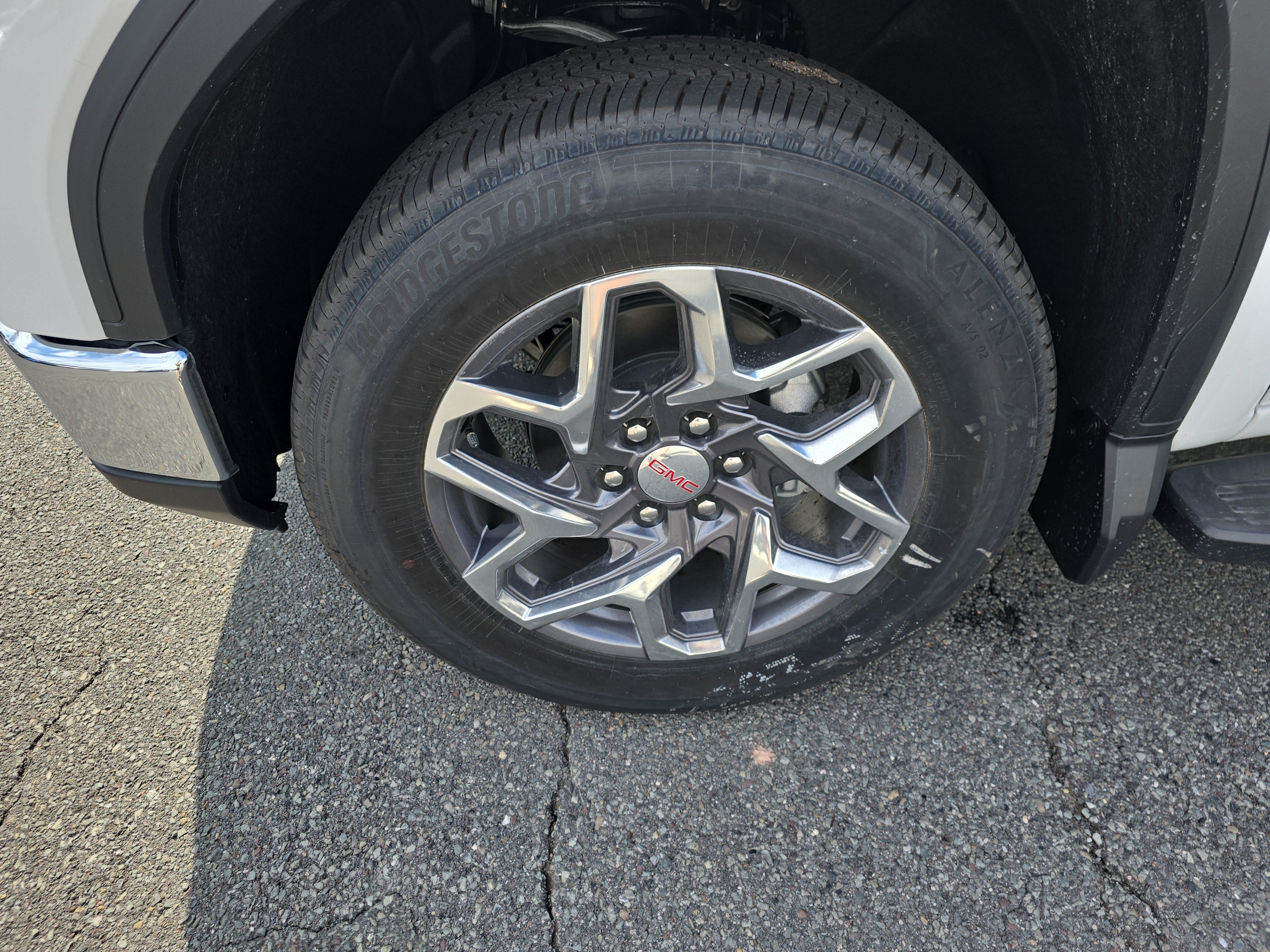 2026 GMC Sierra 1500 SLT - Photo 11