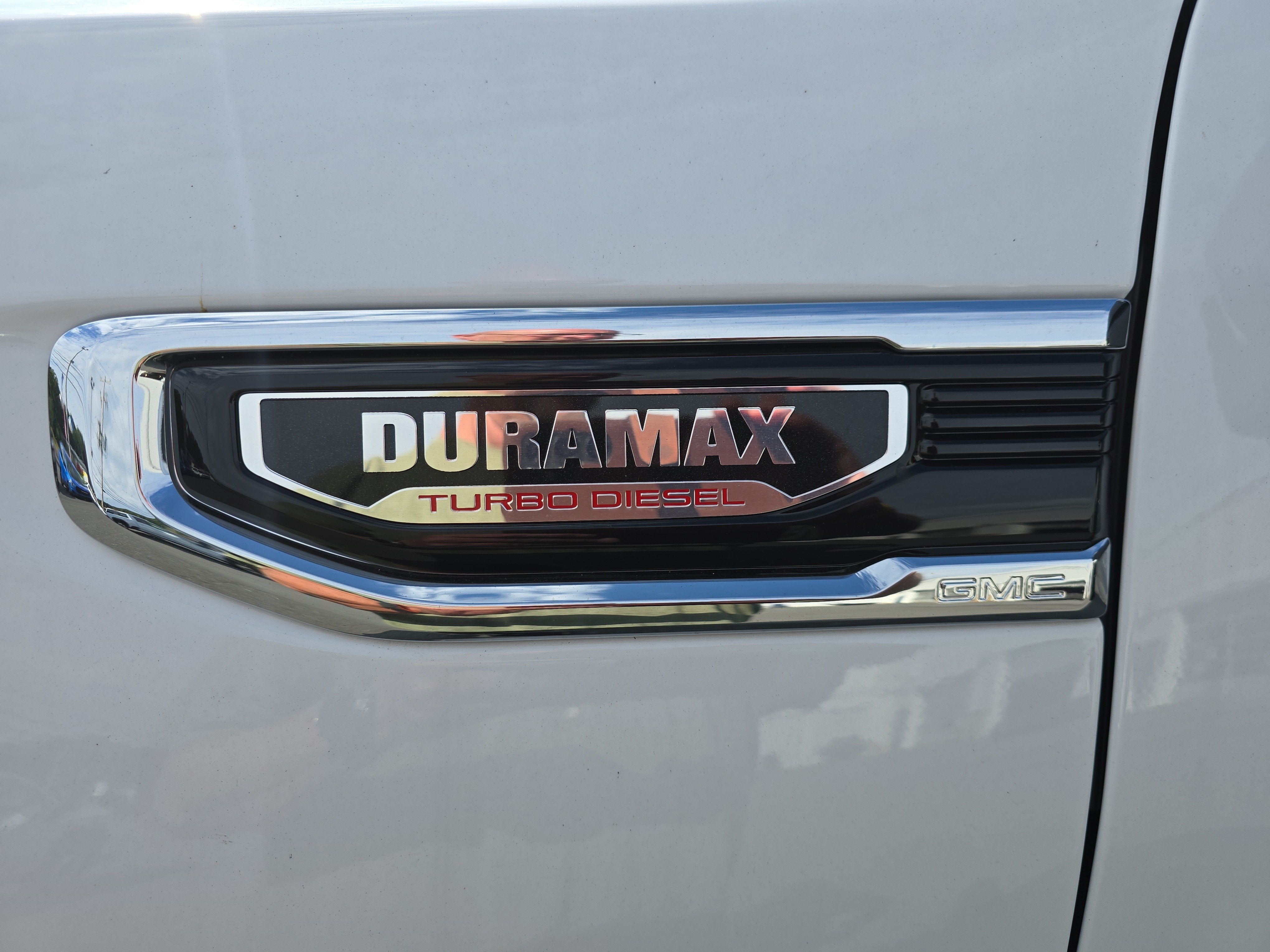 2026 GMC Sierra 1500 SLT - Photo 12