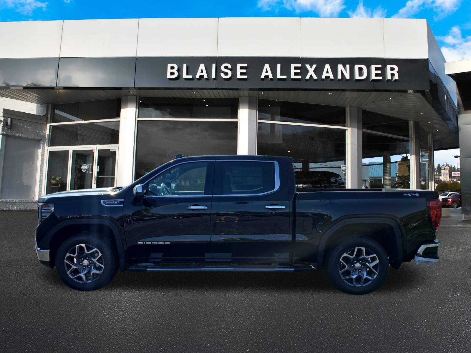 2026 GMC Sierra 1500 SLT