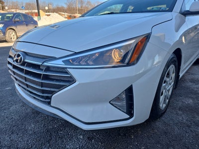 2019 Hyundai Elantra SE
