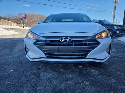 2019 Hyundai Elantra SE