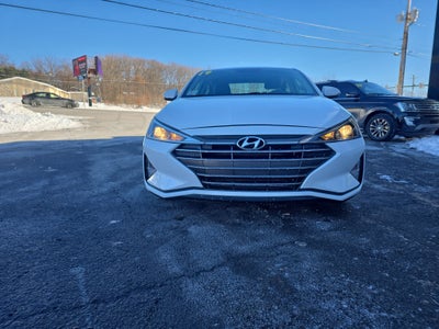 2019 Hyundai Elantra SE