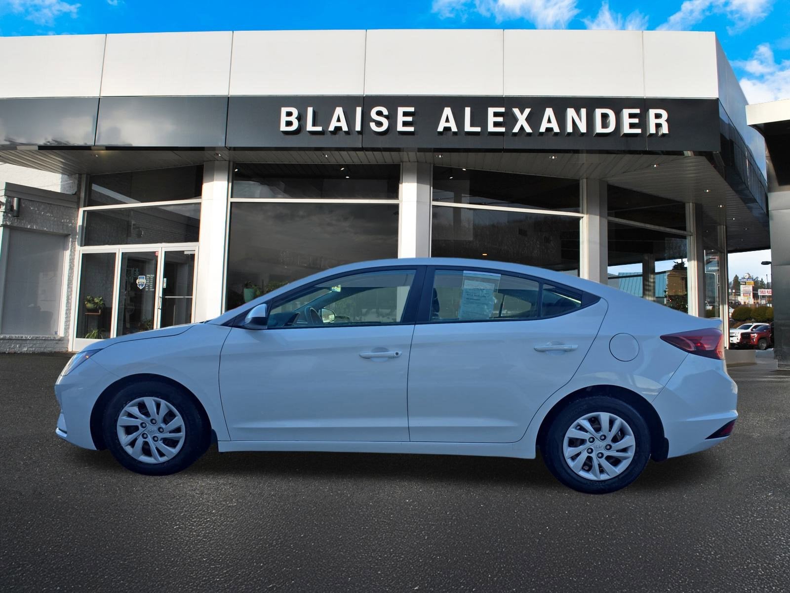 2019 Hyundai Elantra SE