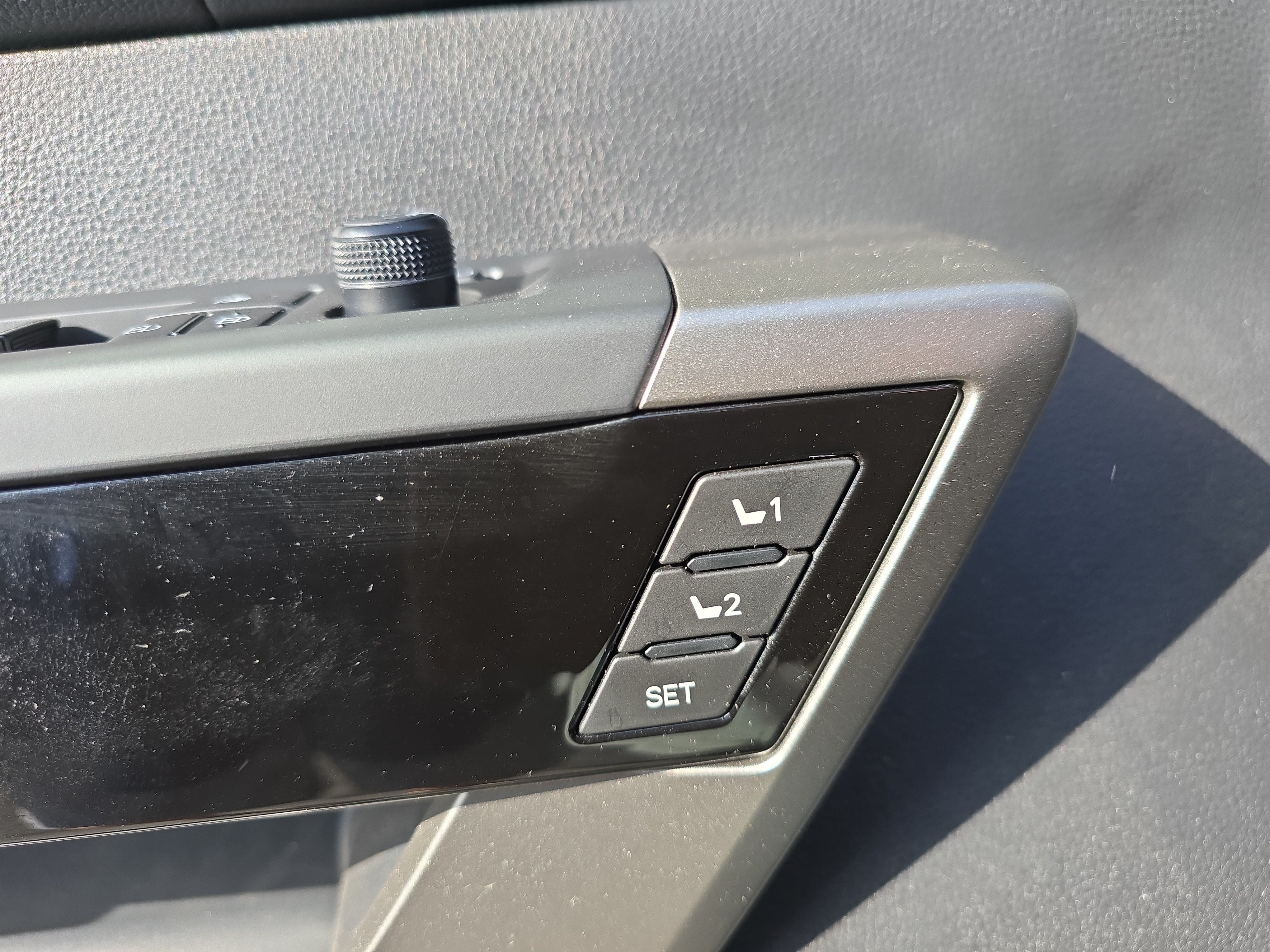 2025 Toyota Tundra 4WD SR5